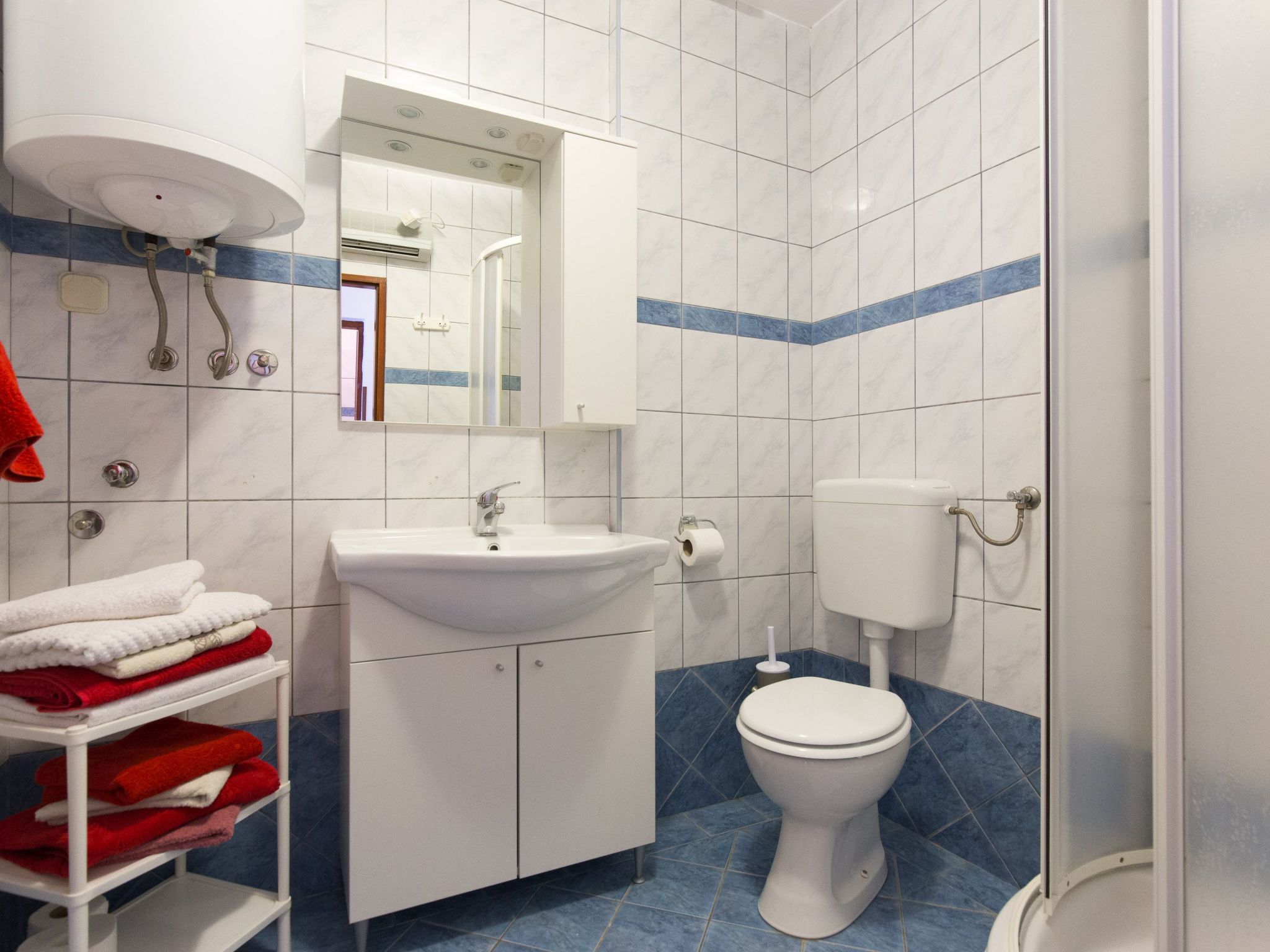 2-Zimmer-Wohnung mit 1 Badezimmer und Terrasse-Drinnen