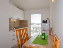 Appartement Barbara aan zee in Punat, dichtbij strand en centrum - thumbnail 3