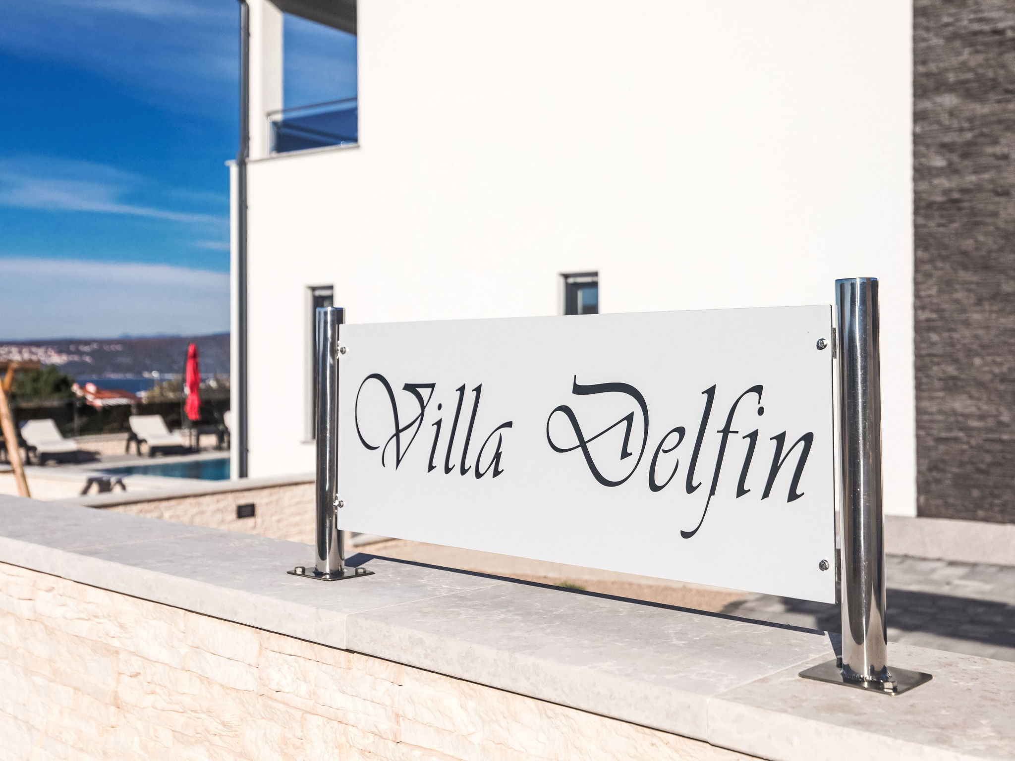 Delfin - Buiten