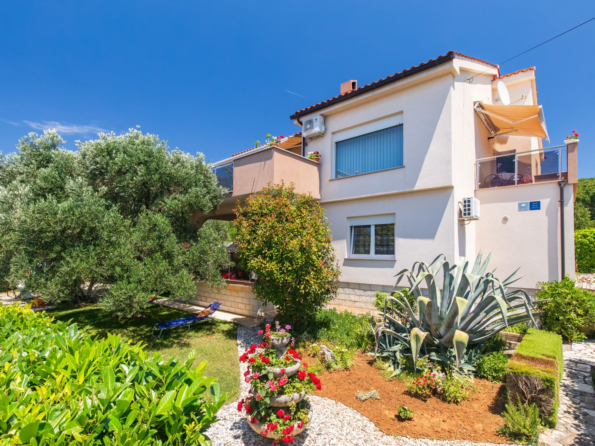 Ferienhaus mit umzäuntem Garten in Krk/Punat (Kroatien) und 1 Hund erlaubt