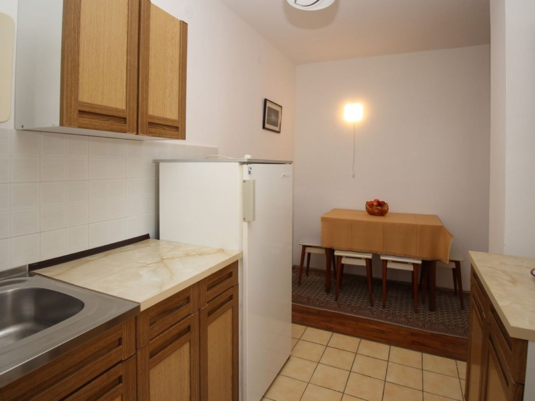 "Apartman Nada" mit Terrasse-Drinnen