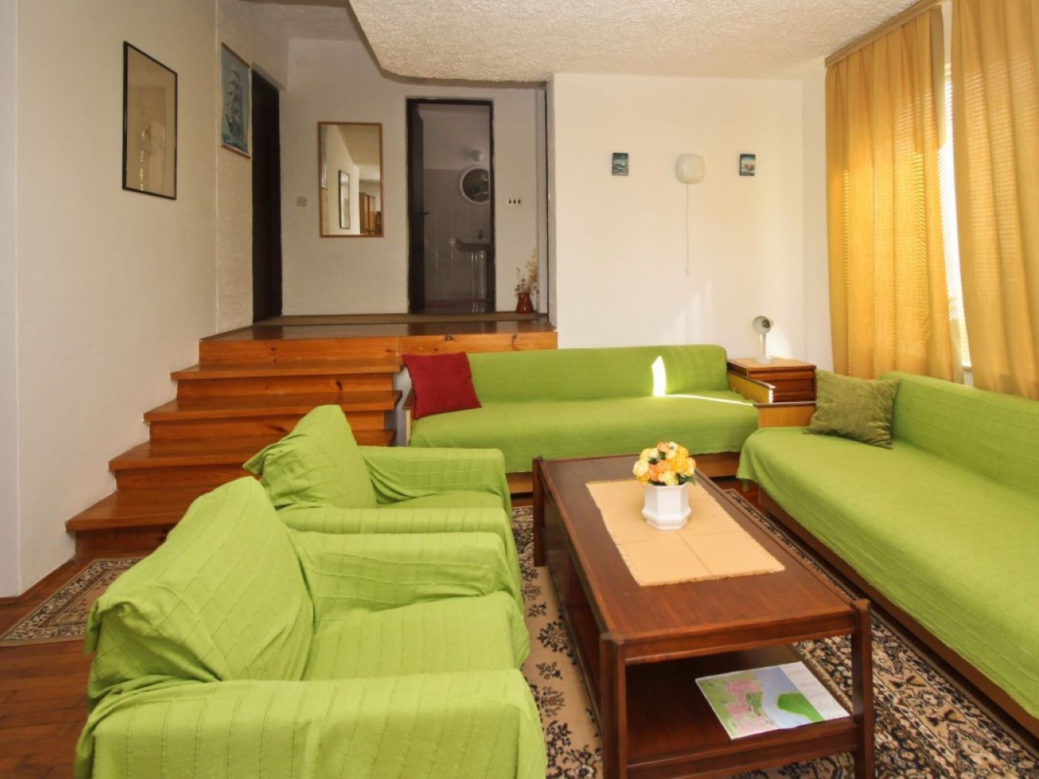 "Apartman Nada" mit Terrasse-Drinnen