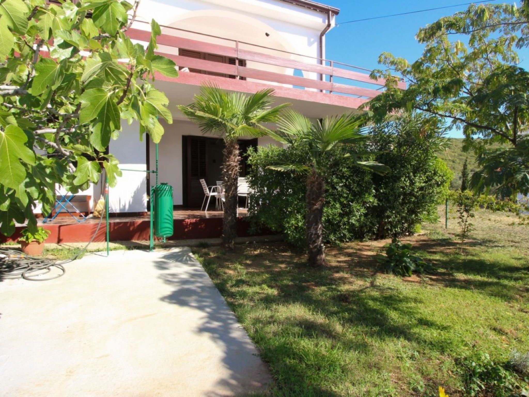 "Apartman Nada" mit Terrasse-Drinnen