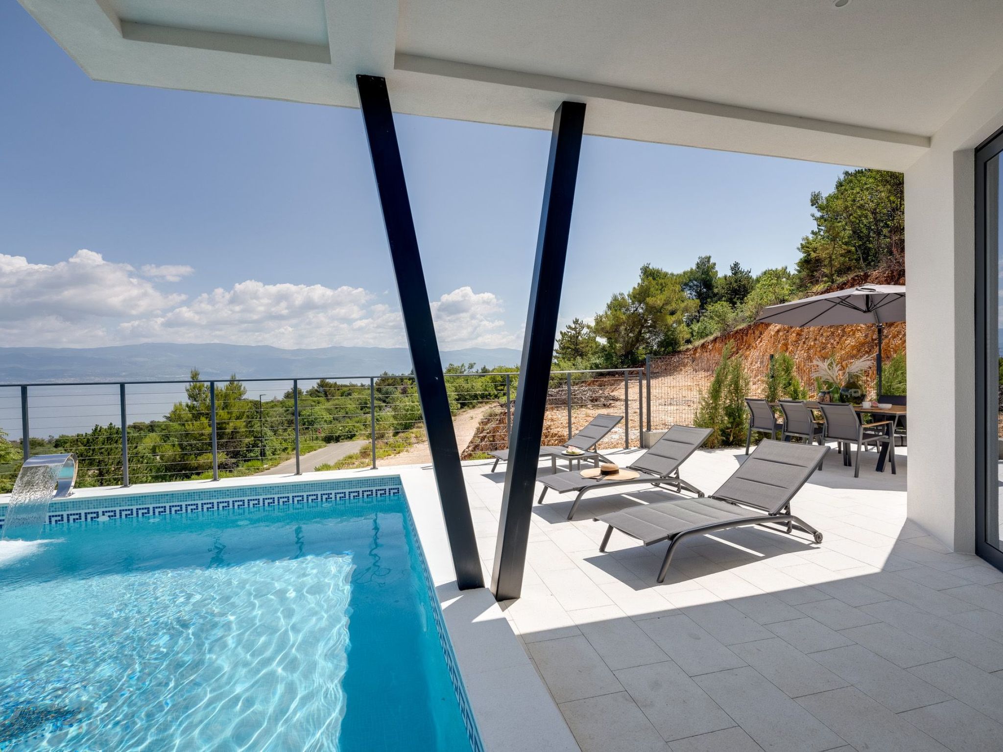 "Verbenico Hills"-Image-tags.info