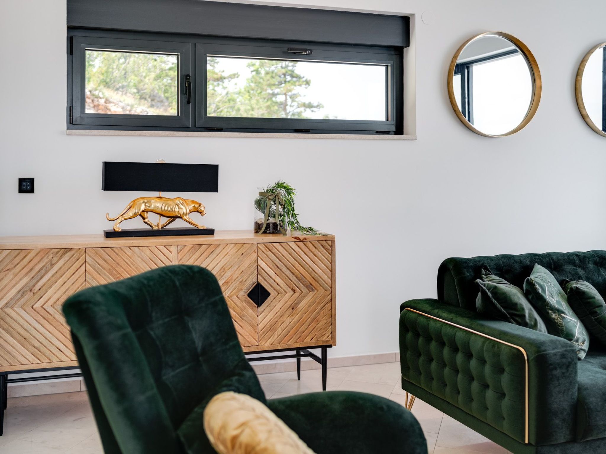 "Verbenico Hills"-Image-tags.info