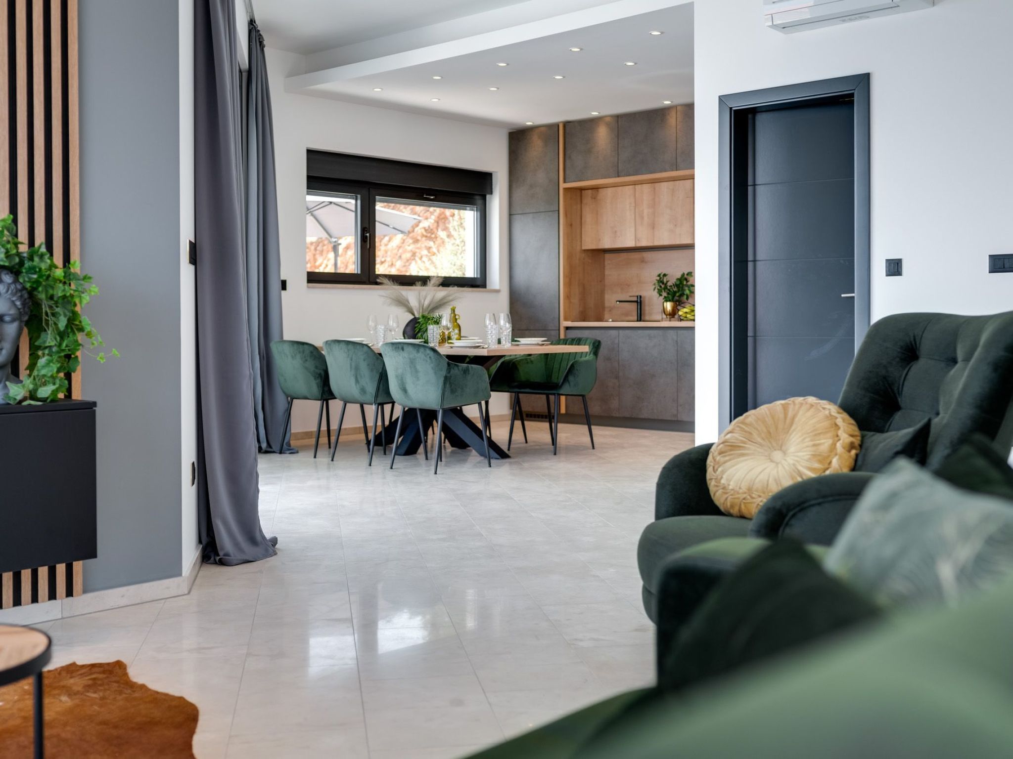 "Verbenico Hills"-Image-tags.info