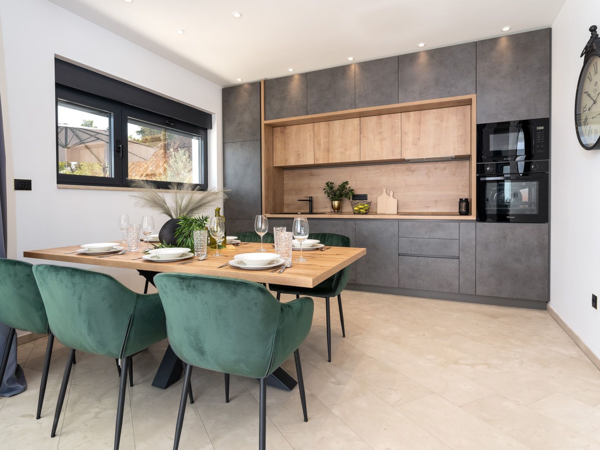 "Verbenico Hills"-Image-tags.info