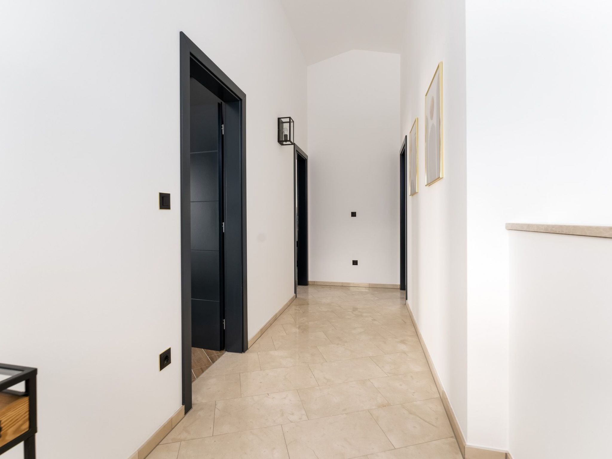 "Verbenico Hills"-Image-tags.info