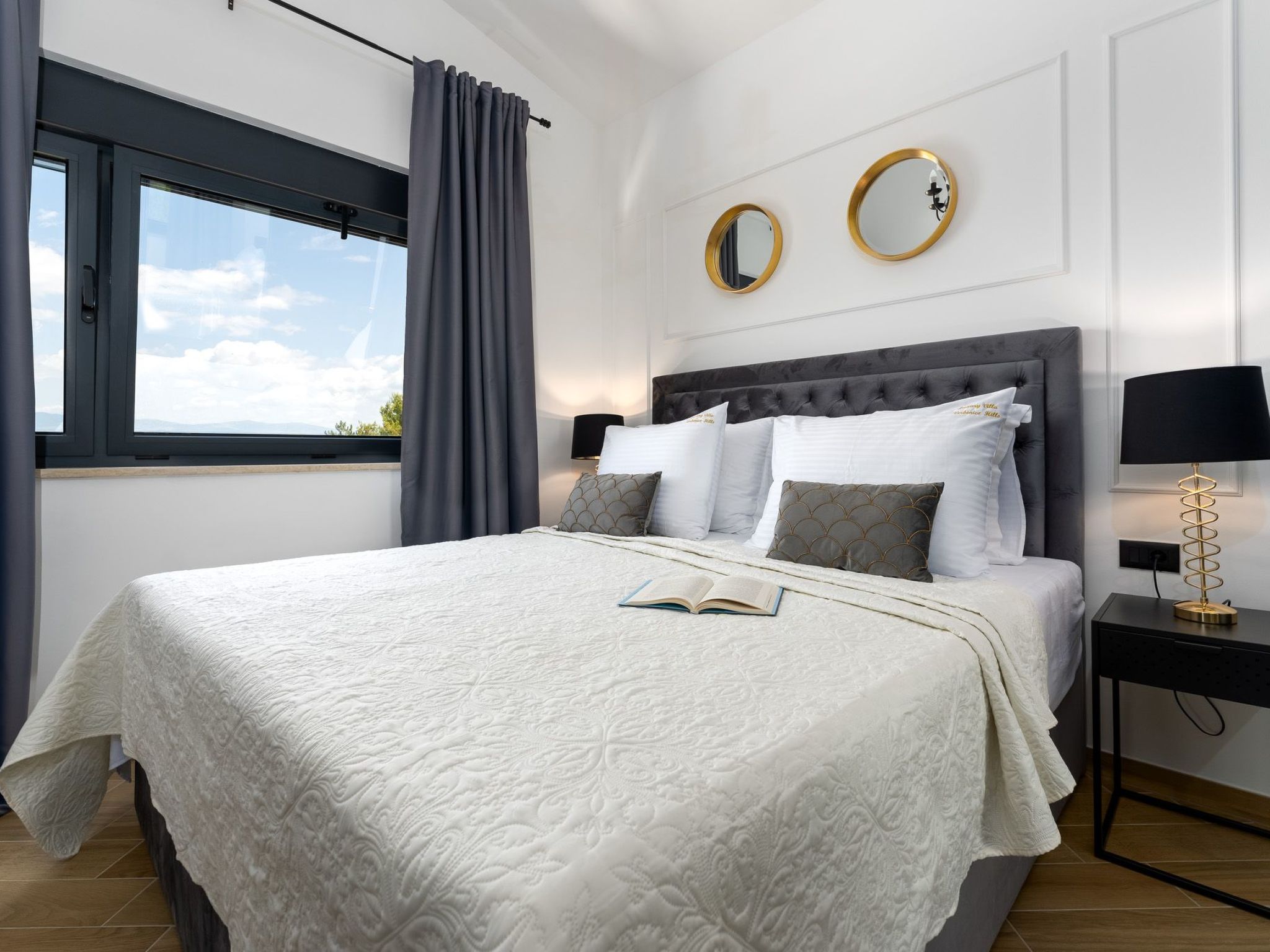 "Verbenico Hills"-Image-tags.info