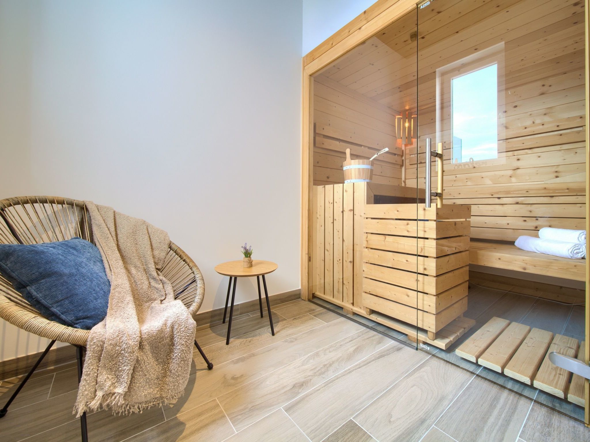 Luxuriöse Villa mit Pool und fantastischem Meerblick-Image-tags.info