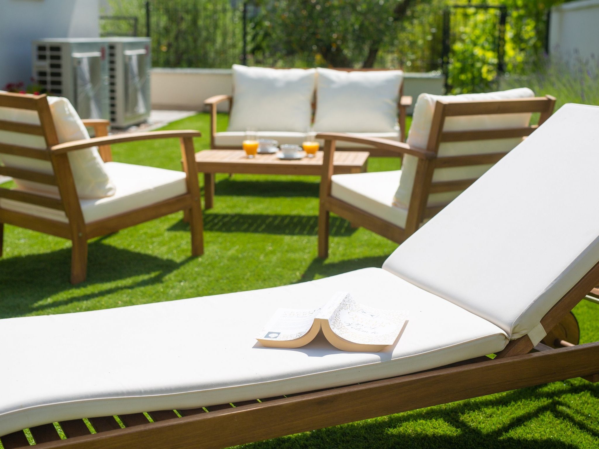 Luxuriöse Villa mit Pool und fantastischem Meerblick-Image-tags.info