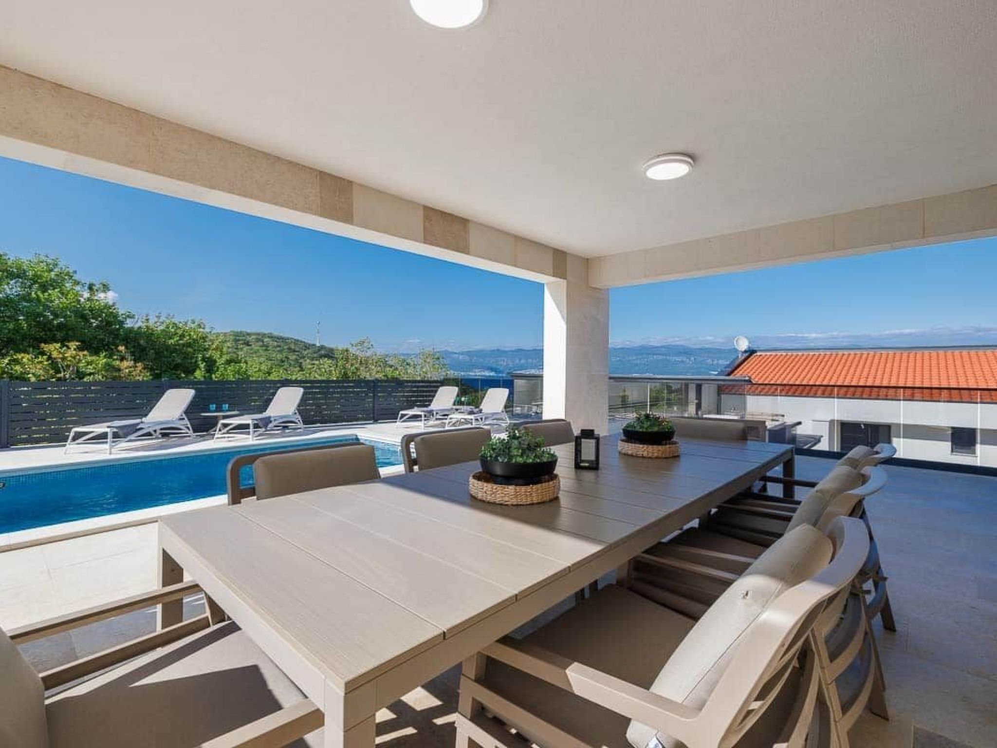 Brandneue Villa -beheizter Pool mit schönem Meerblick-Image-tags.info