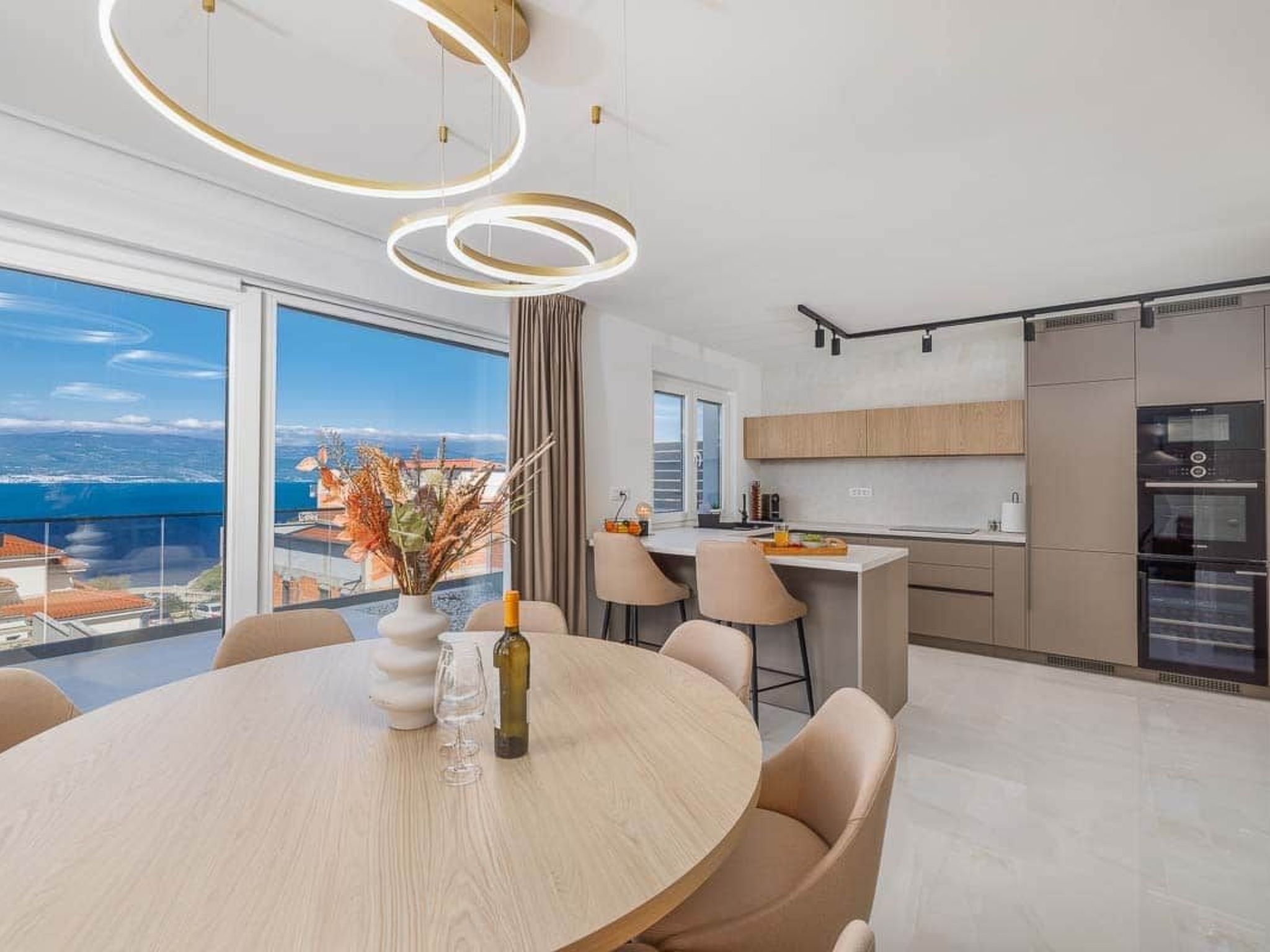 Brandneue Villa -beheizter Pool mit schönem Meerblick-Image-tags.info