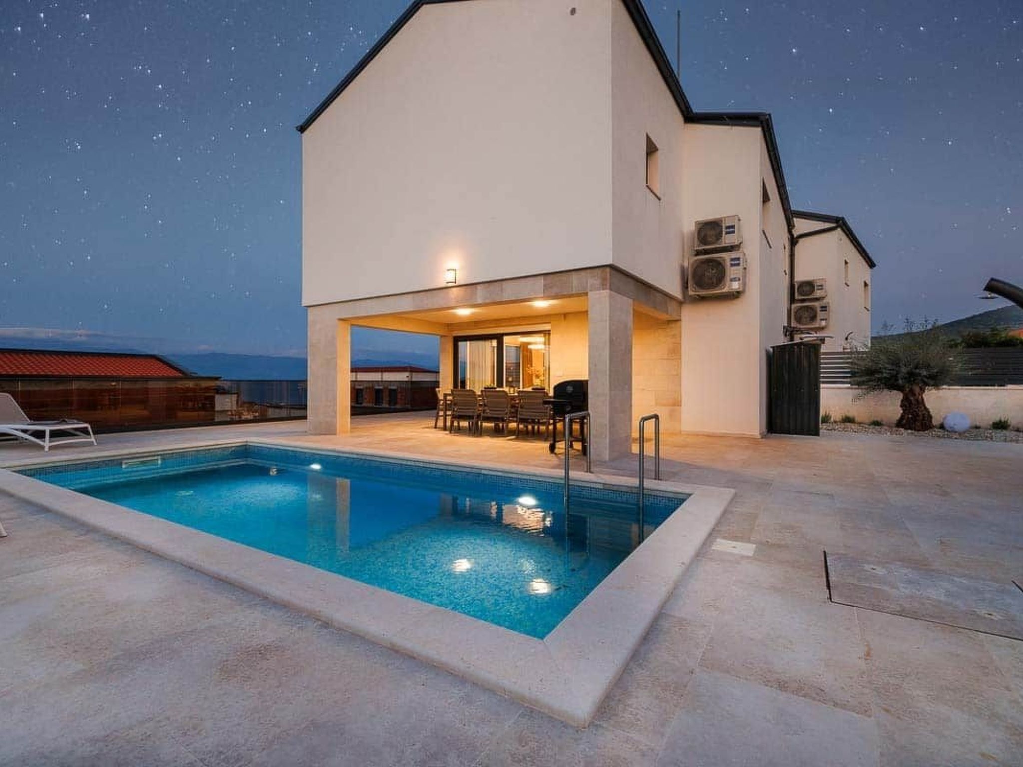 Brandneue Villa -beheizter Pool mit schönem Meerblick-Image-tags.info