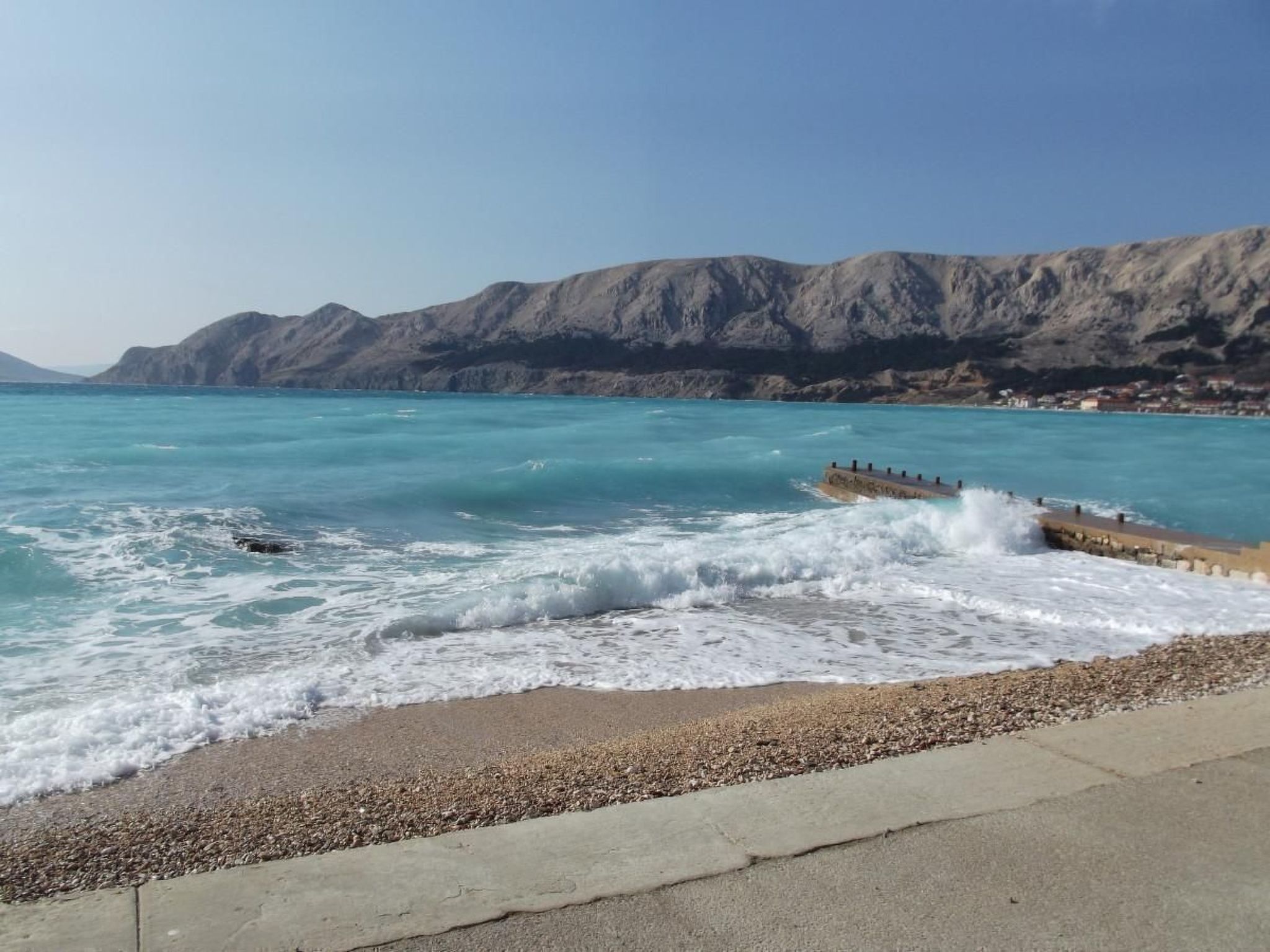 Studio in einem traditionellen Steinhaus, in Baska-Image-tags.info