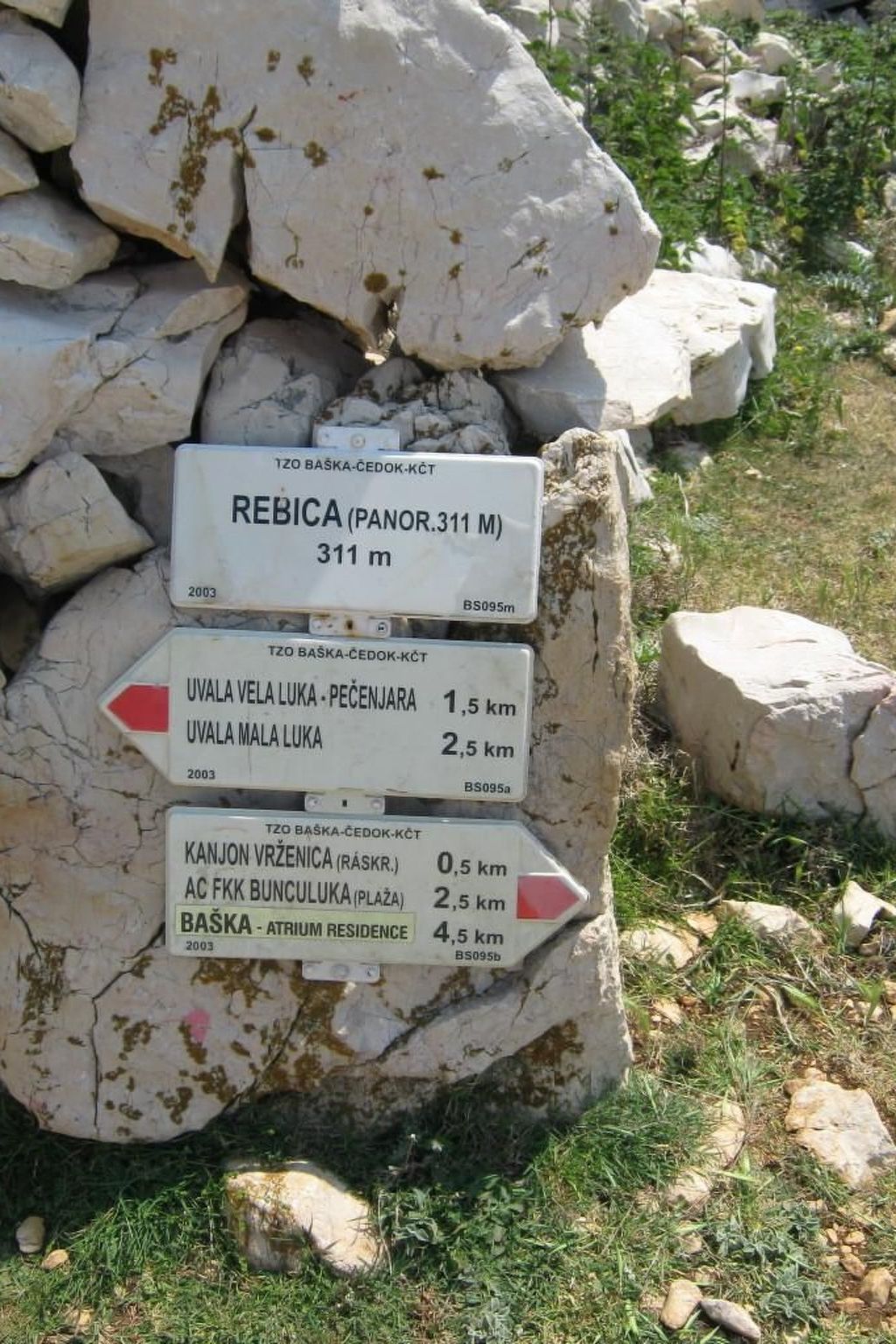 Studio in einem traditionellen Steinhaus, in Baska-Image-tags.info