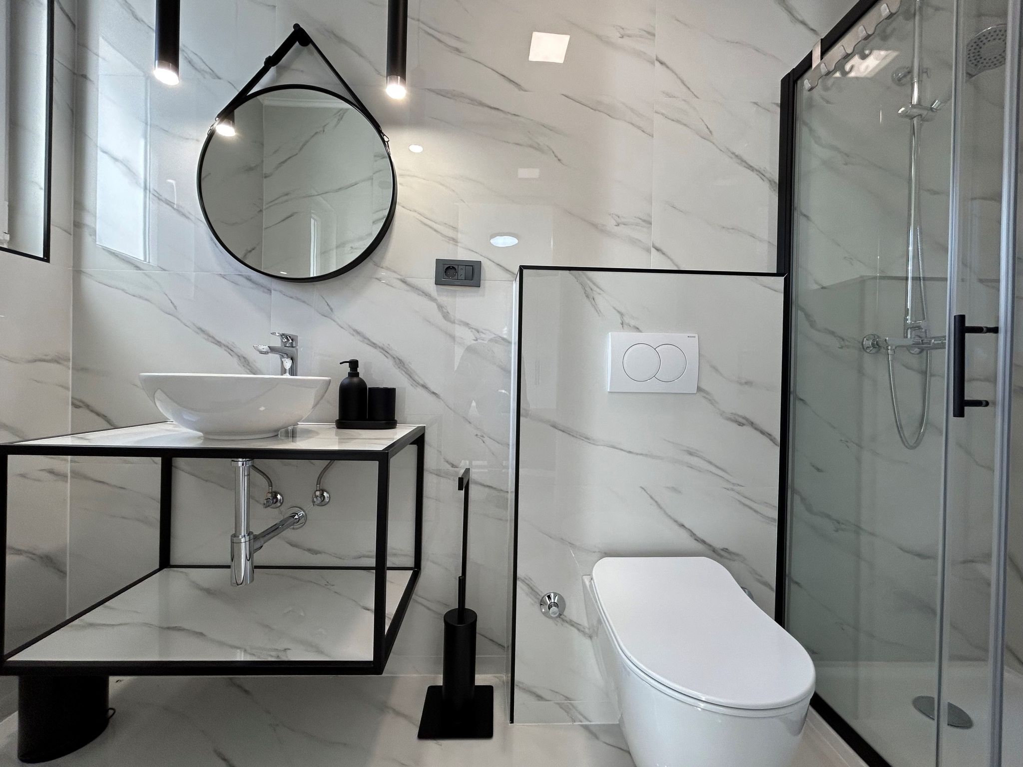 Villa Velvet-Image-tags.info