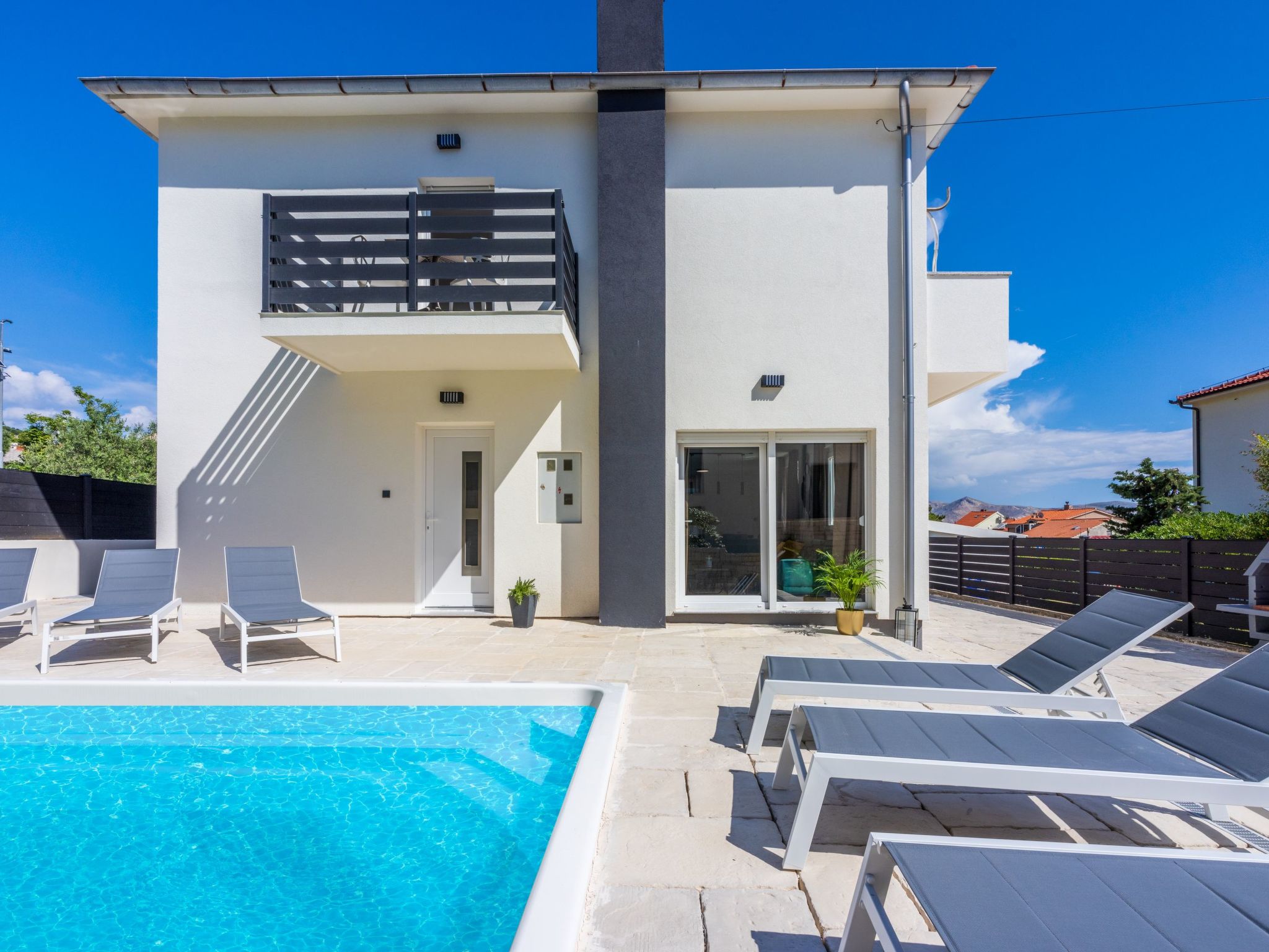 Villa mit privatem Pool für 8 Personen auf der Insel Baska