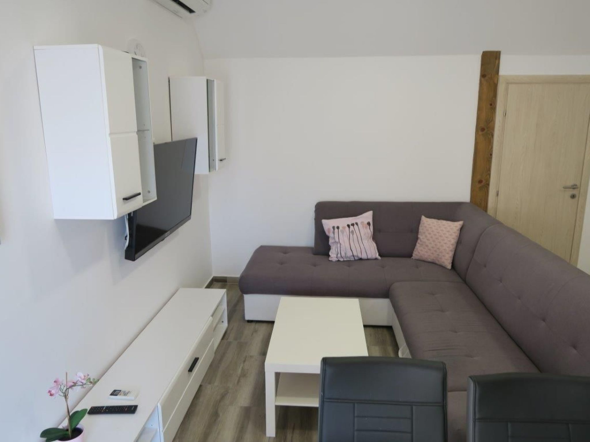 Für 8 Personen ca. 135 m&sup2; in Baška, Adriaküste Kroatien (Kroatische Inseln-Image-tags.info