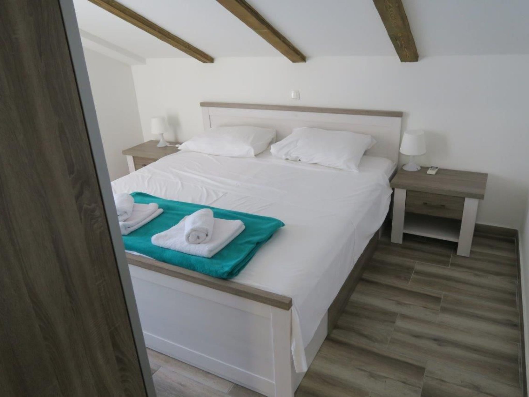 Für 8 Personen ca. 135 m&sup2; in Baška, Adriaküste Kroatien (Kroatische Inseln-Image-tags.info