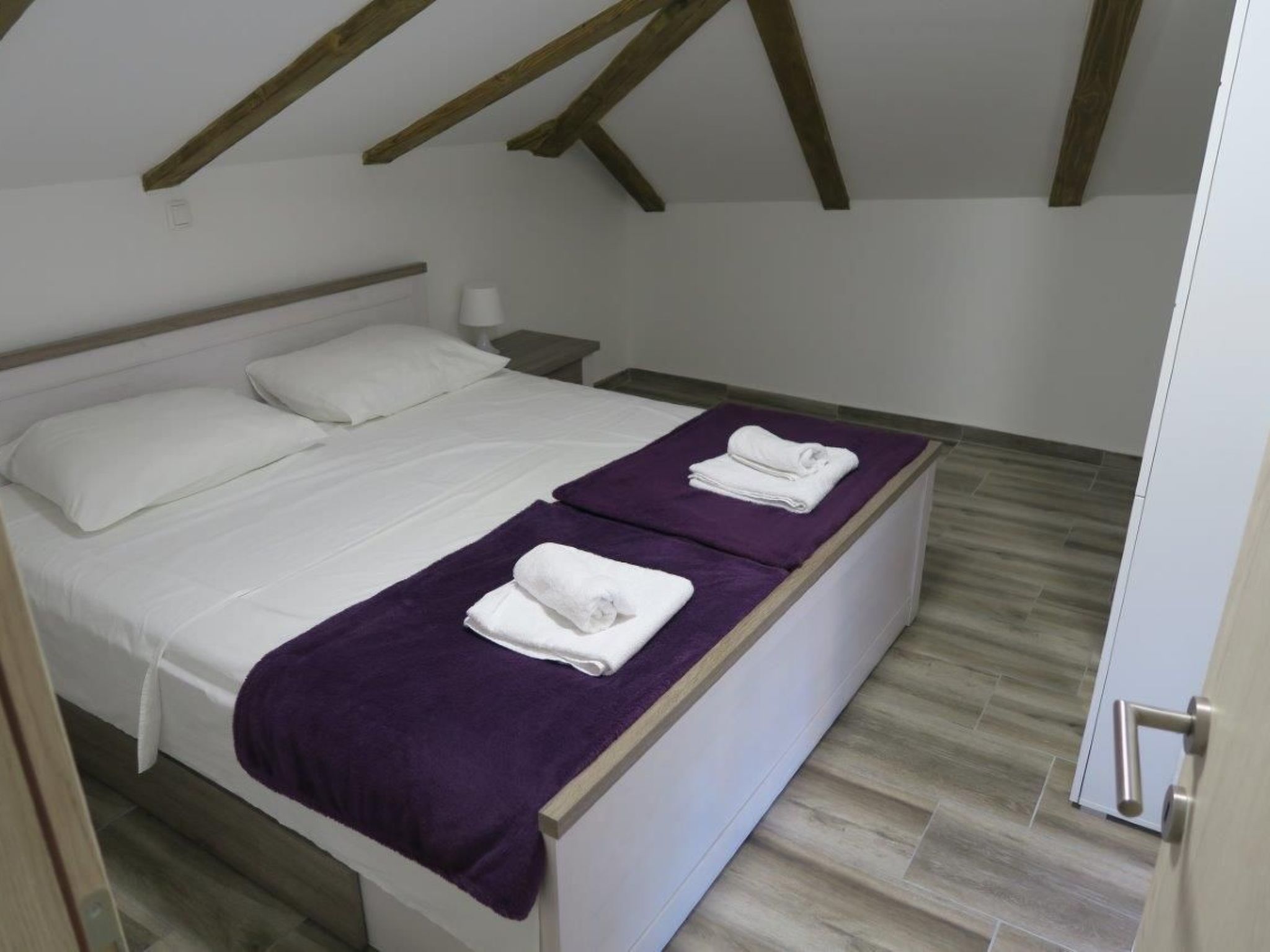 Für 8 Personen ca. 135 m&sup2; in Baška, Adriaküste Kroatien (Kroatische Inseln-Image-tags.info