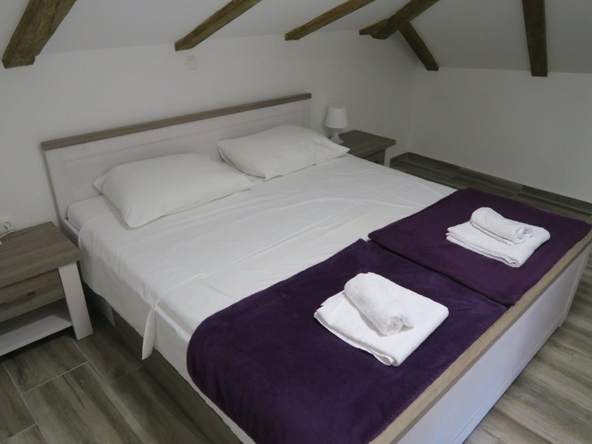 Für 8 Personen ca. 135 m&sup2; in Baška, Adriaküste Kroatien (Kroatische Inseln-Image-tags.info