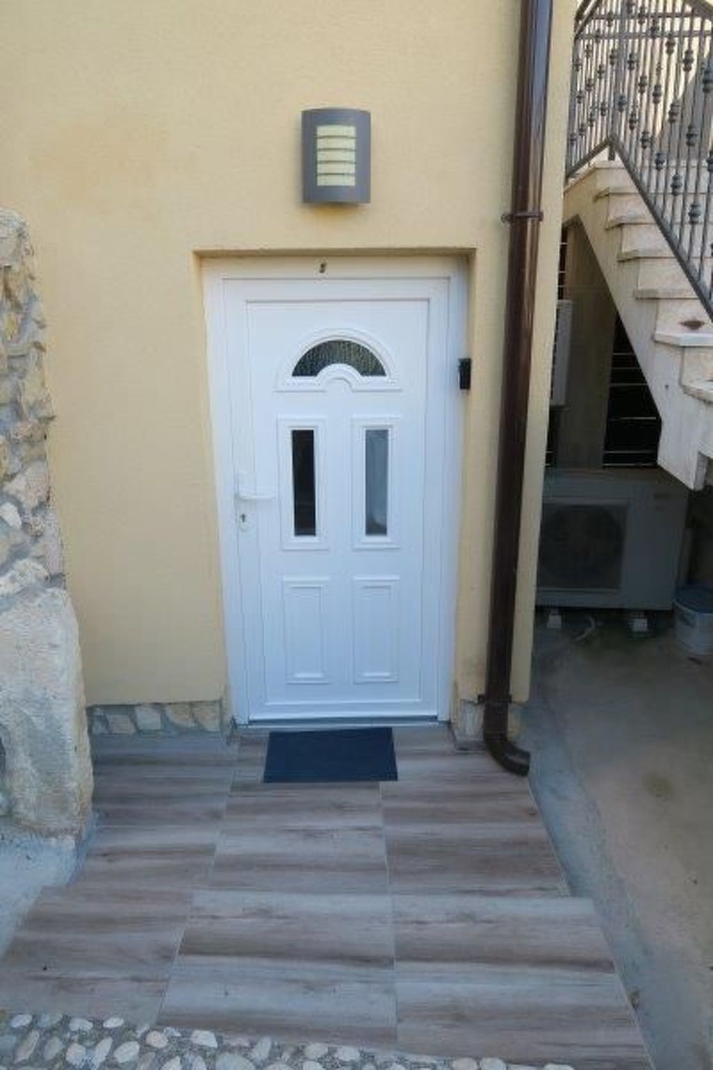 Renoviertes Ferienhaus in Baska mit Terrasse-Image-tags.info