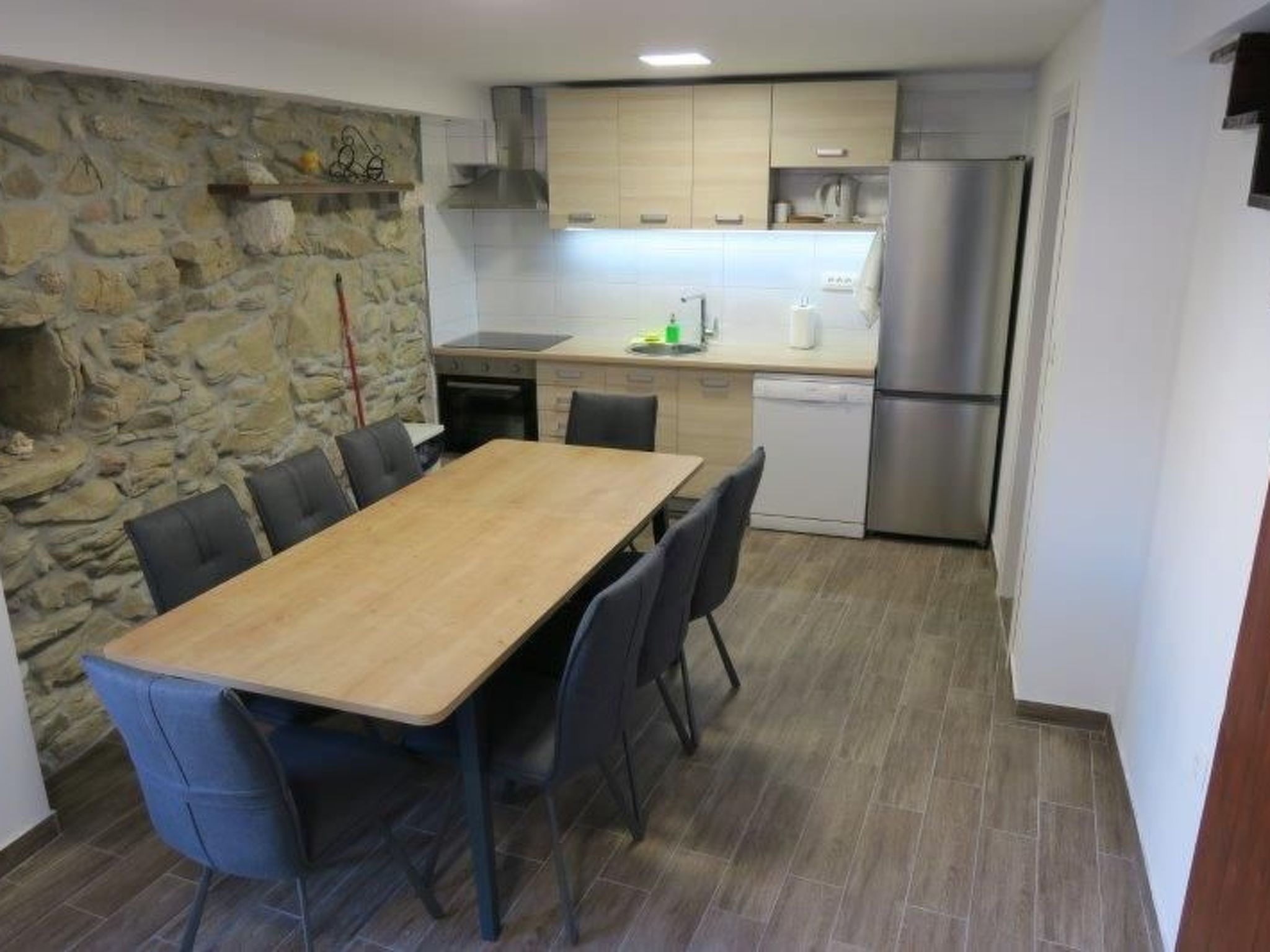 Renoviertes Ferienhaus in Baska mit Terrasse-Image-tags.info