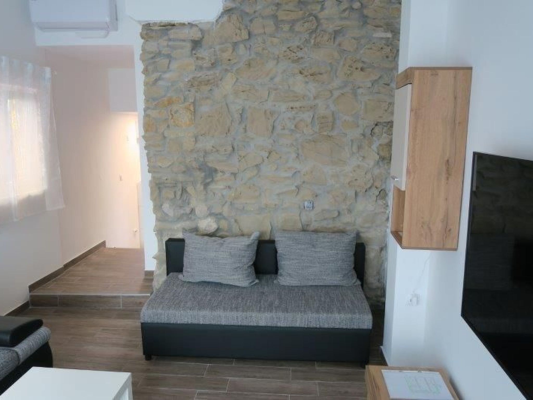 Renoviertes Ferienhaus in Baska mit Terrasse-Image-tags.info