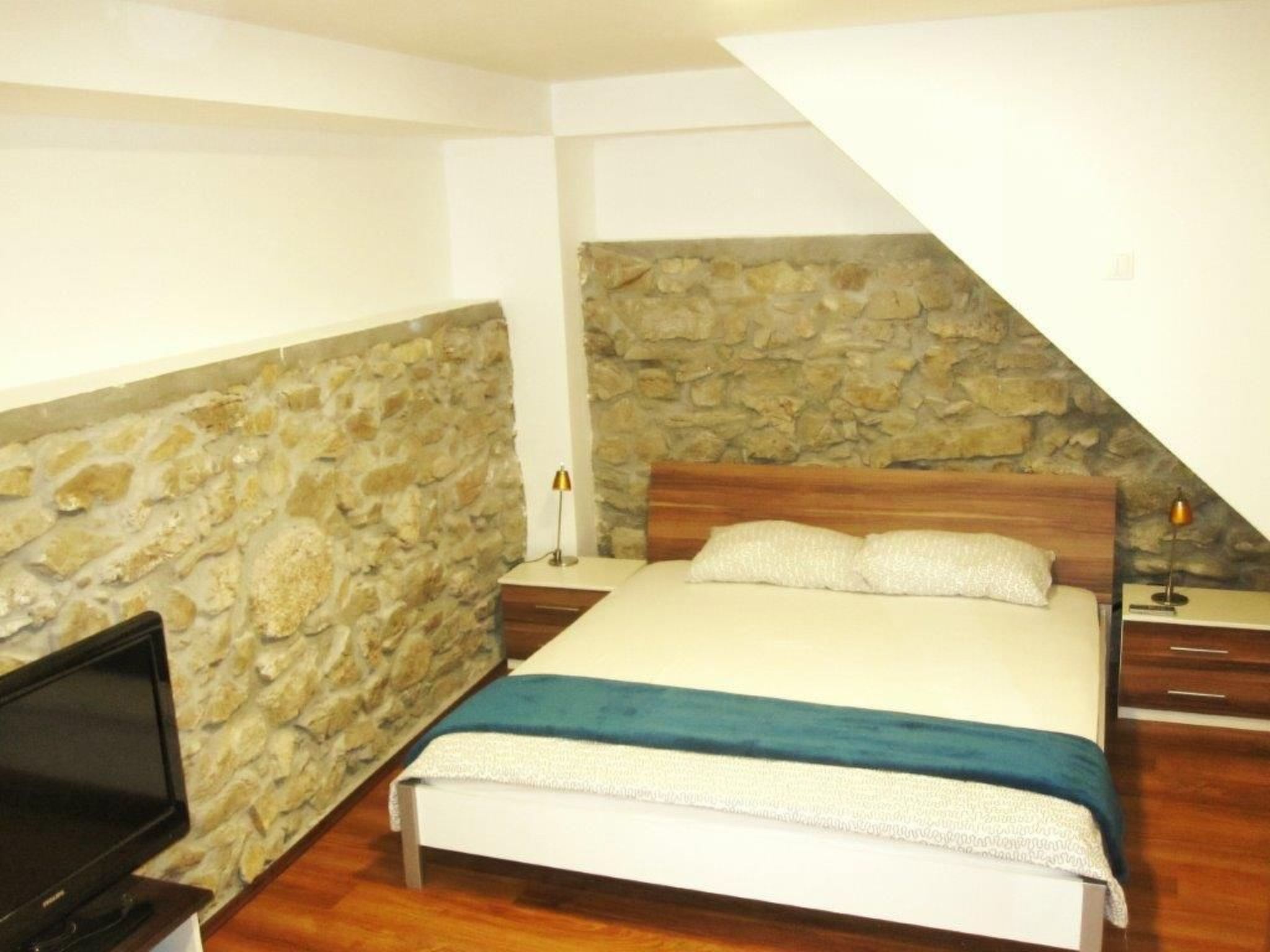 Renoviertes Ferienhaus in Baska mit Terrasse-Image-tags.info