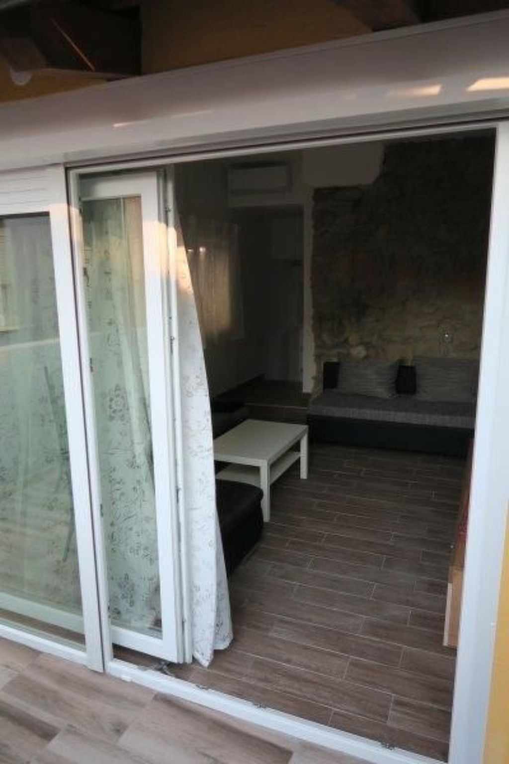 Renoviertes Ferienhaus in Baska mit Terrasse-Image-tags.info