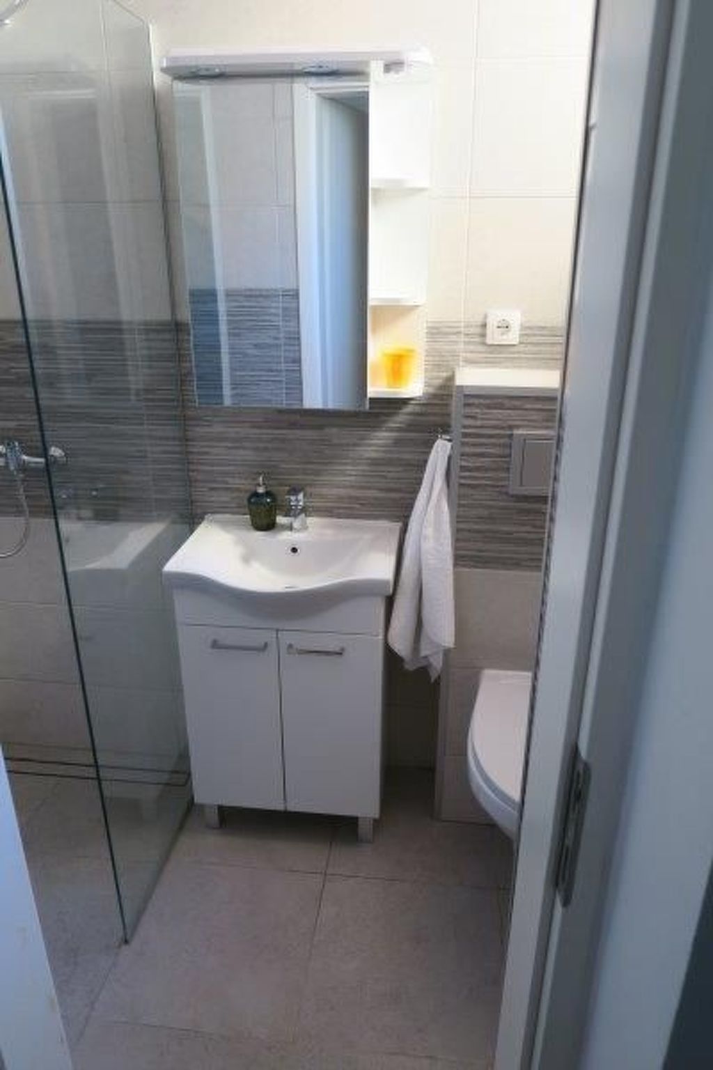 Renoviertes Ferienhaus in Baska mit Terrasse-Image-tags.info