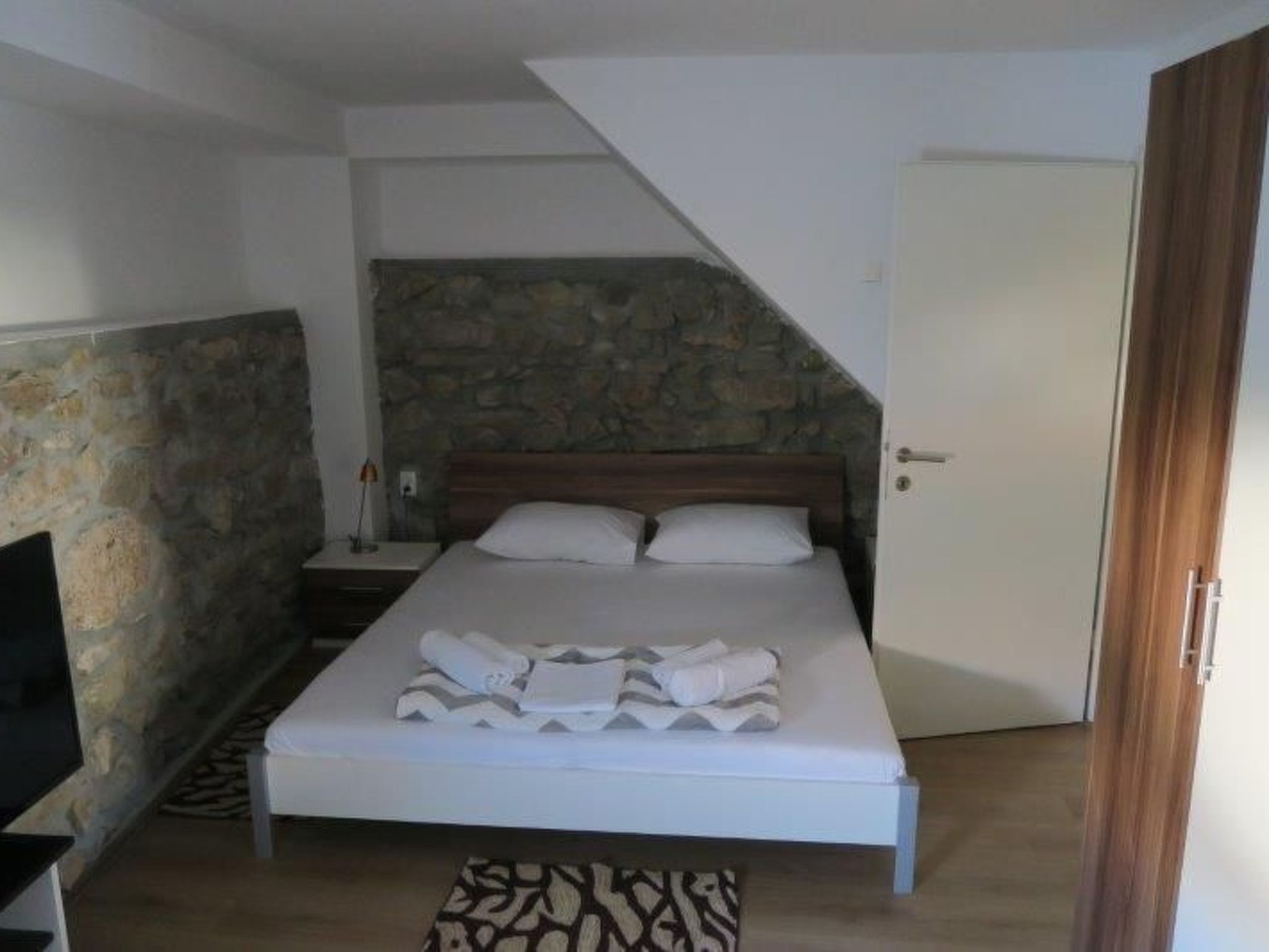 Renoviertes Ferienhaus in Baska mit Terrasse-Image-tags.info