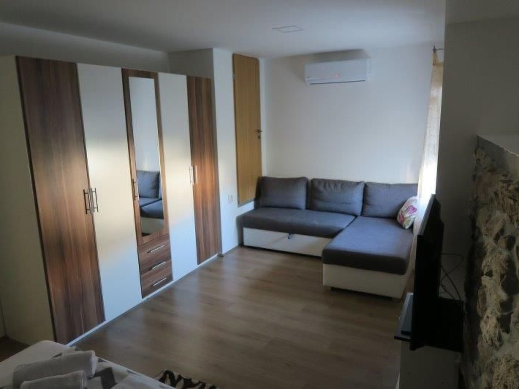 Renoviertes Ferienhaus in Baska mit Terrasse-Image-tags.info