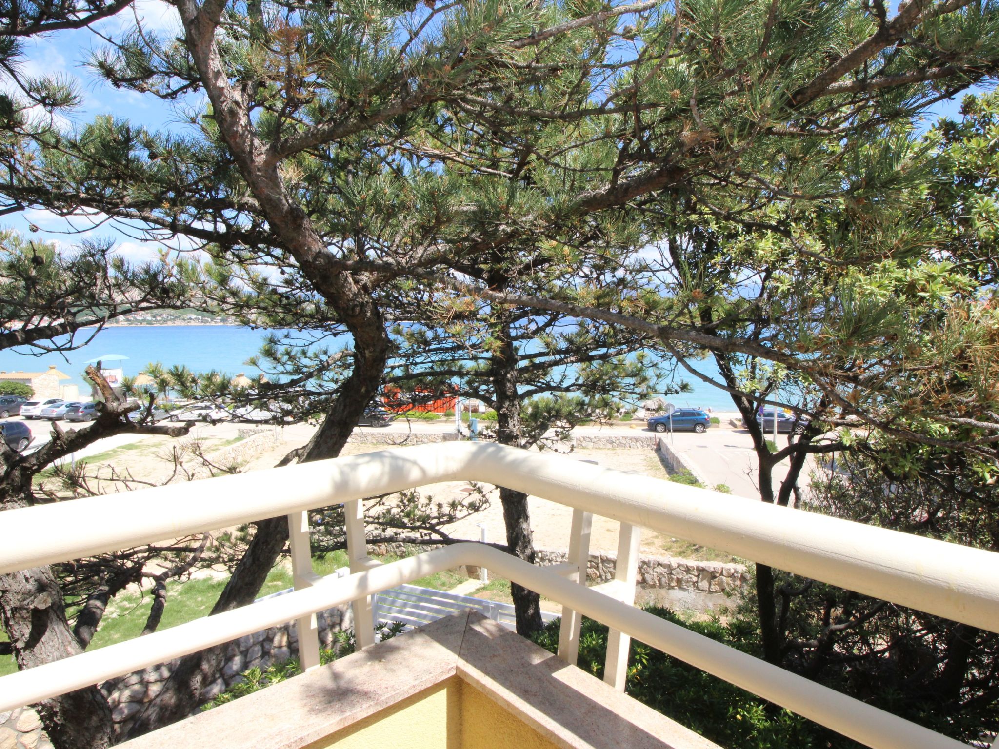 In Baška mit Eigenem Balkon-Drinnen