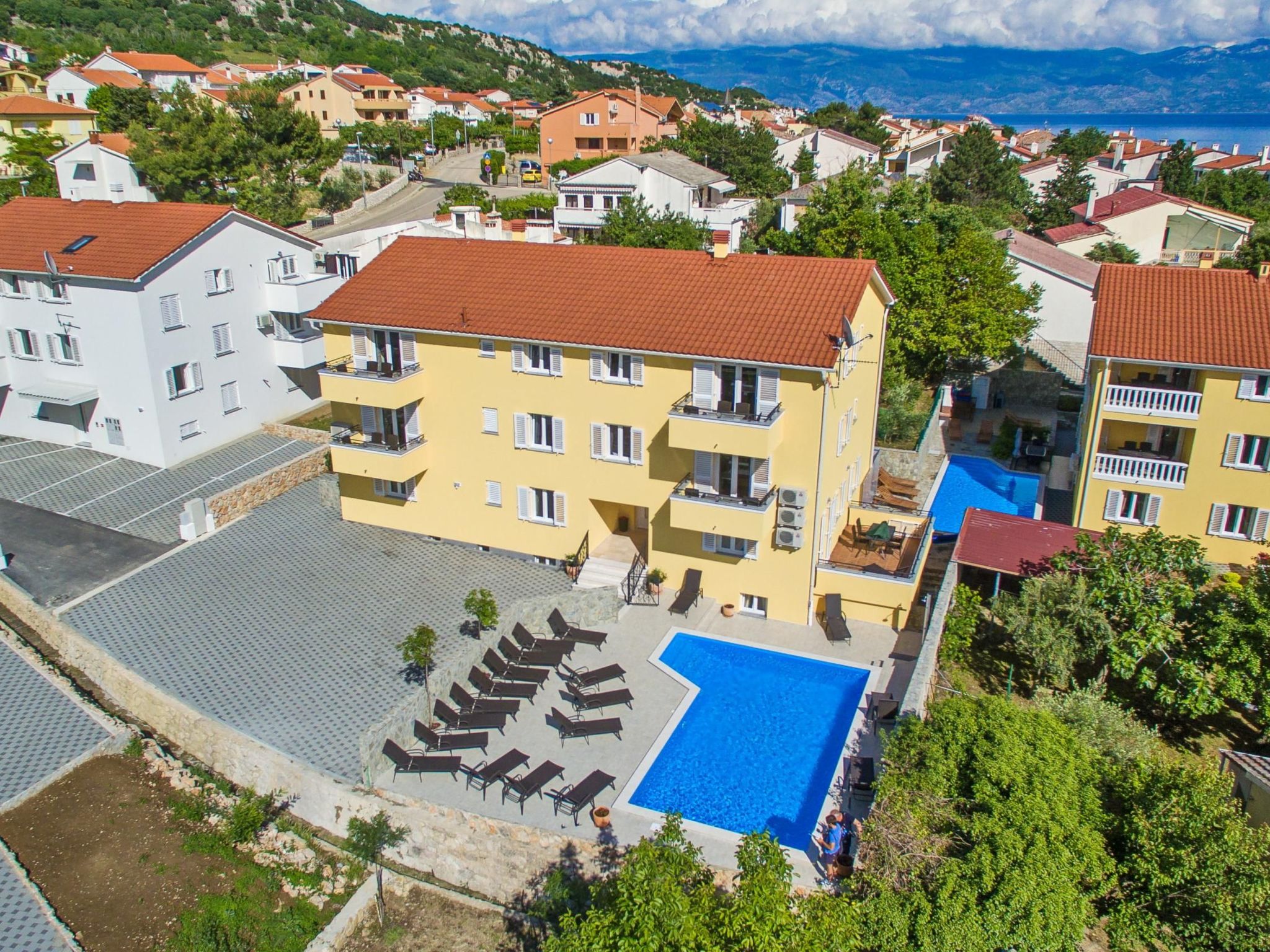 Appartement in Baška mit gemeinsamem Pool und Grill-Binnen