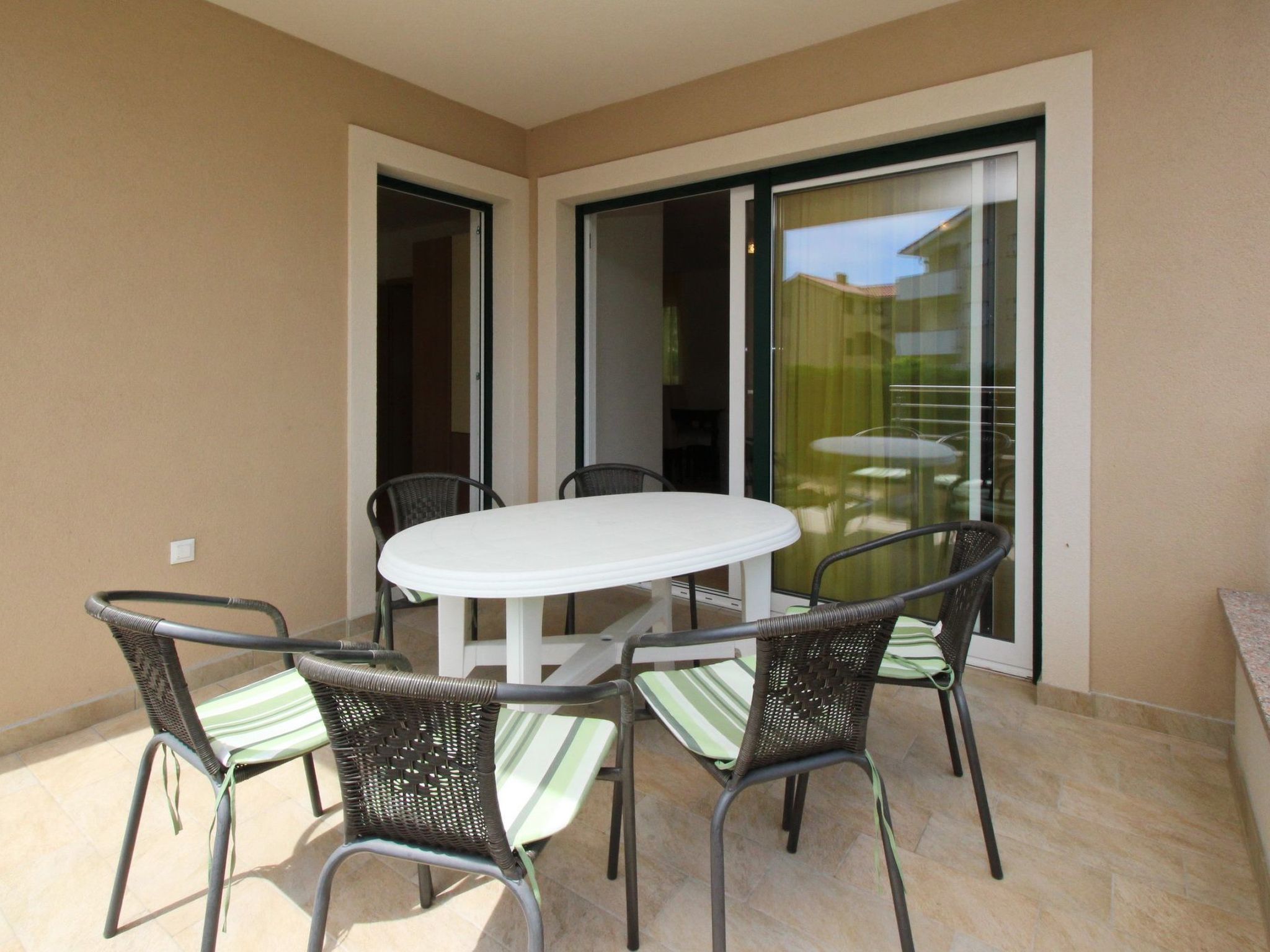 Wohnung in Baška mit Eigener Terrasse-Binnen