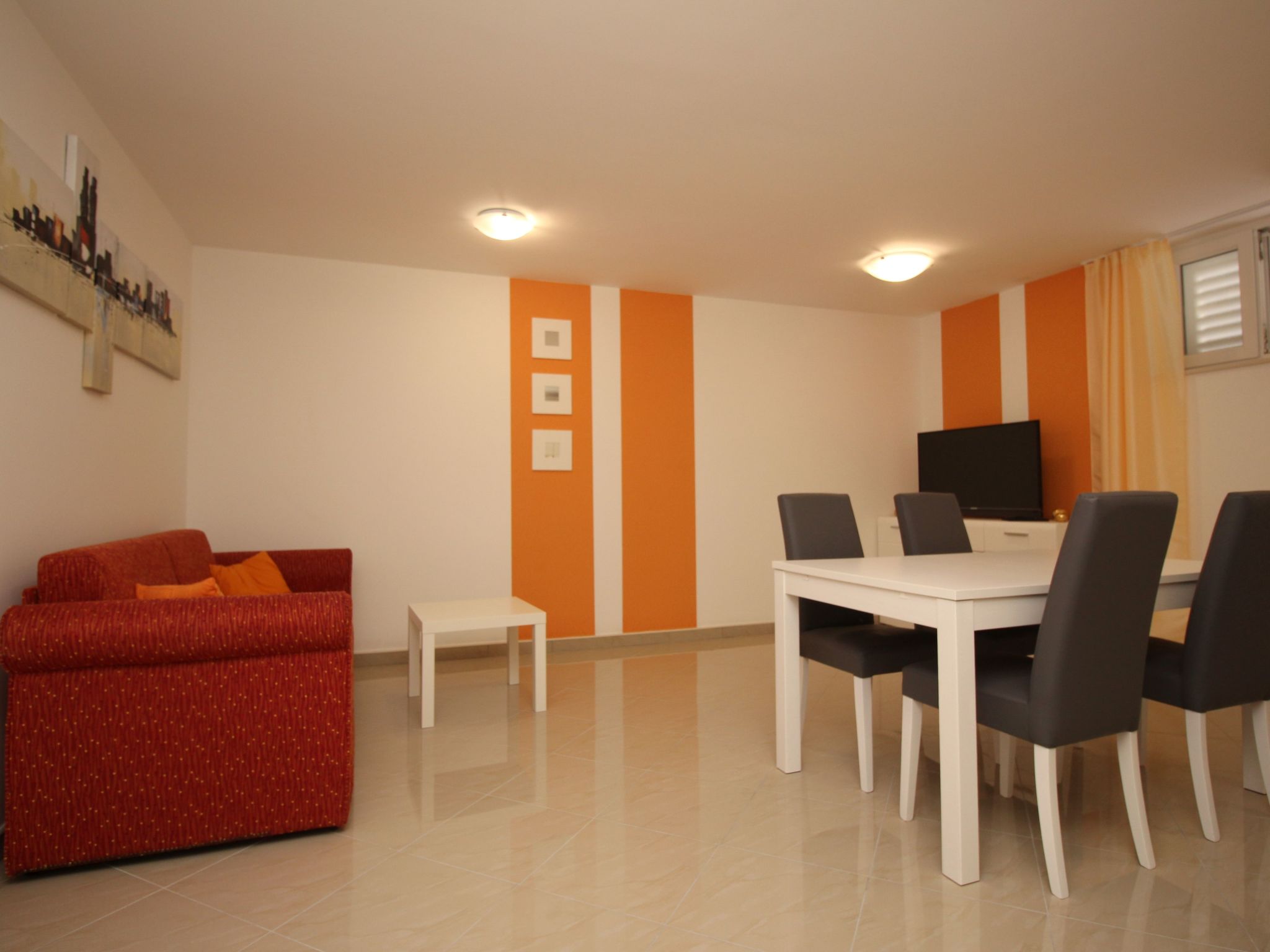 Photo of Gemütliche Ferienwohnung in Baška mit gemeinsamem Pool und Grill