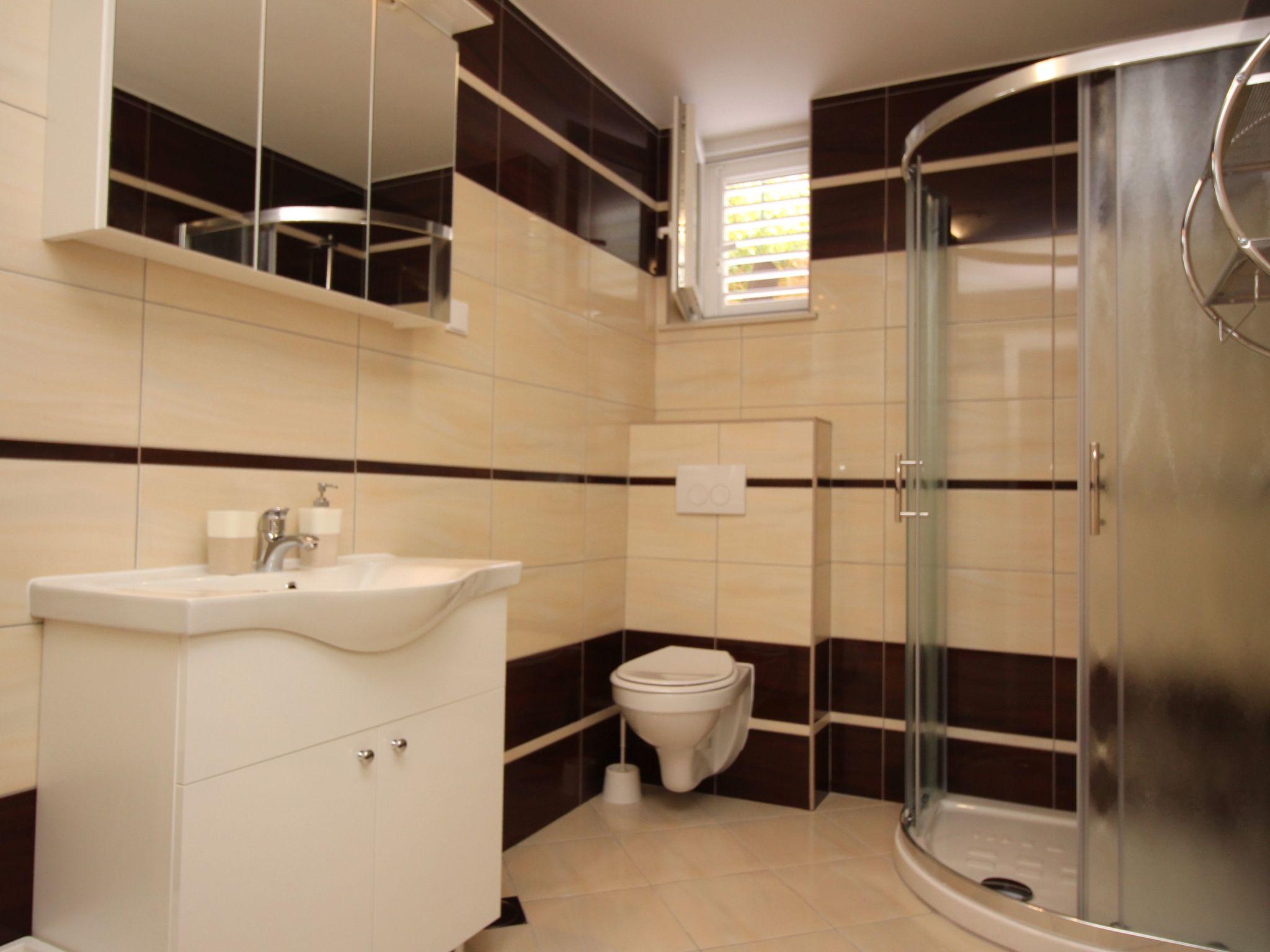 Photo of Gemütliche Ferienwohnung in Baška mit gemeinsamem Pool und Grill