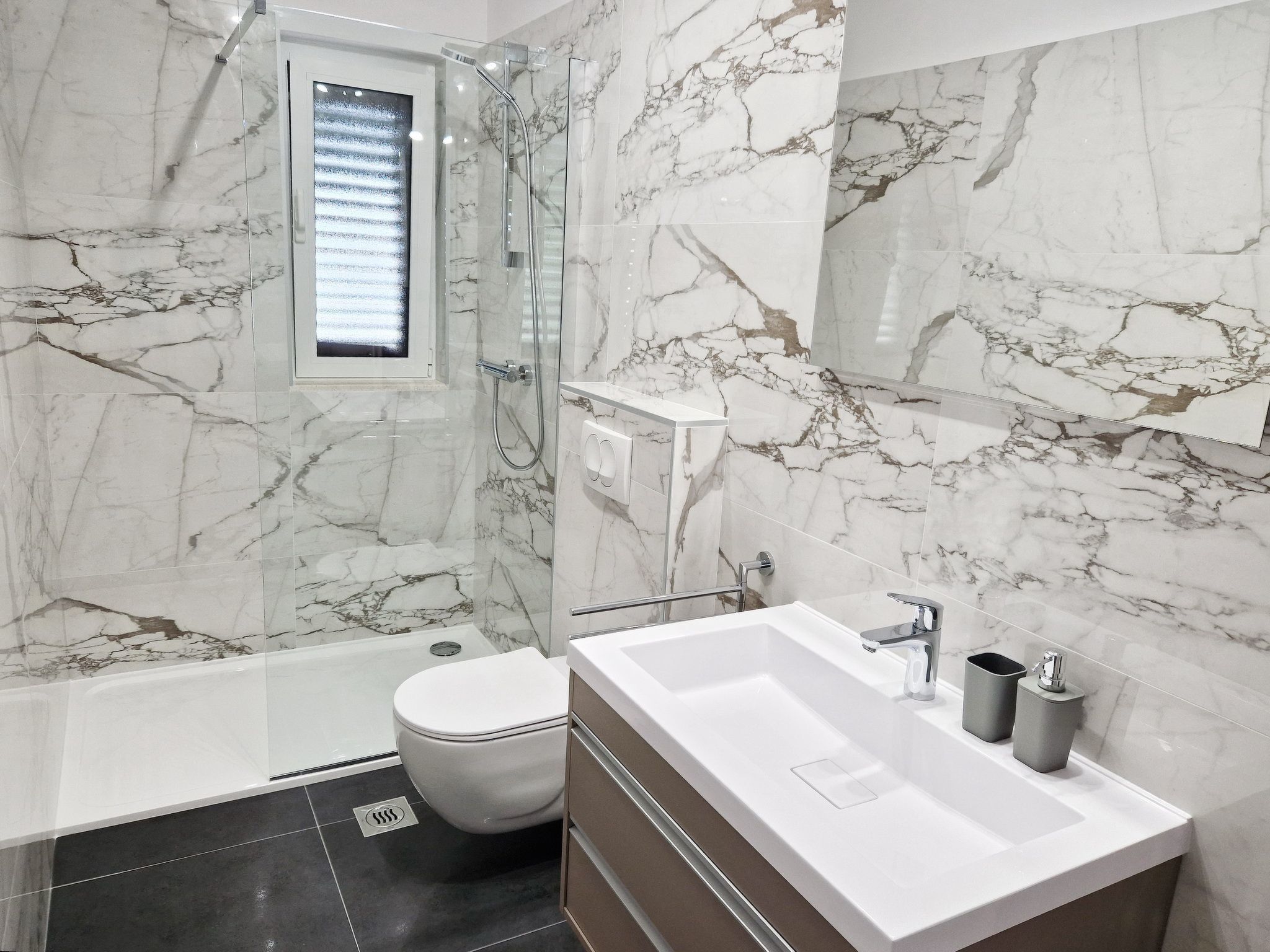 In Baška mit Eigenem Balkon-Binnen