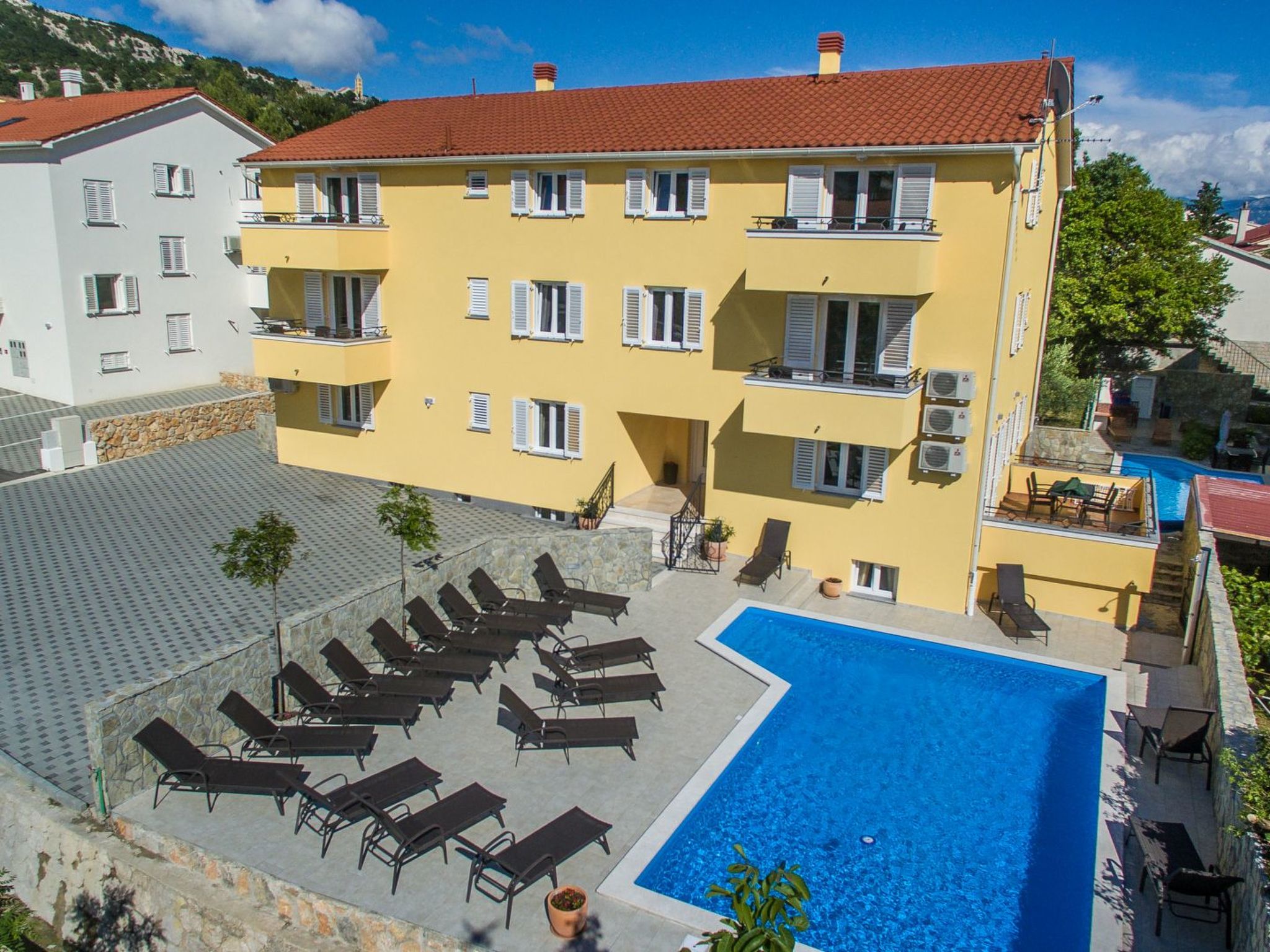 Nettes Appartement in Baška mit Gemeinsamer Terrasse-Binnen