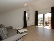 Op 350 m van zee: Ruim vrijstaand appartement in Baška, Krk · 6 pers. - thumbnail 1