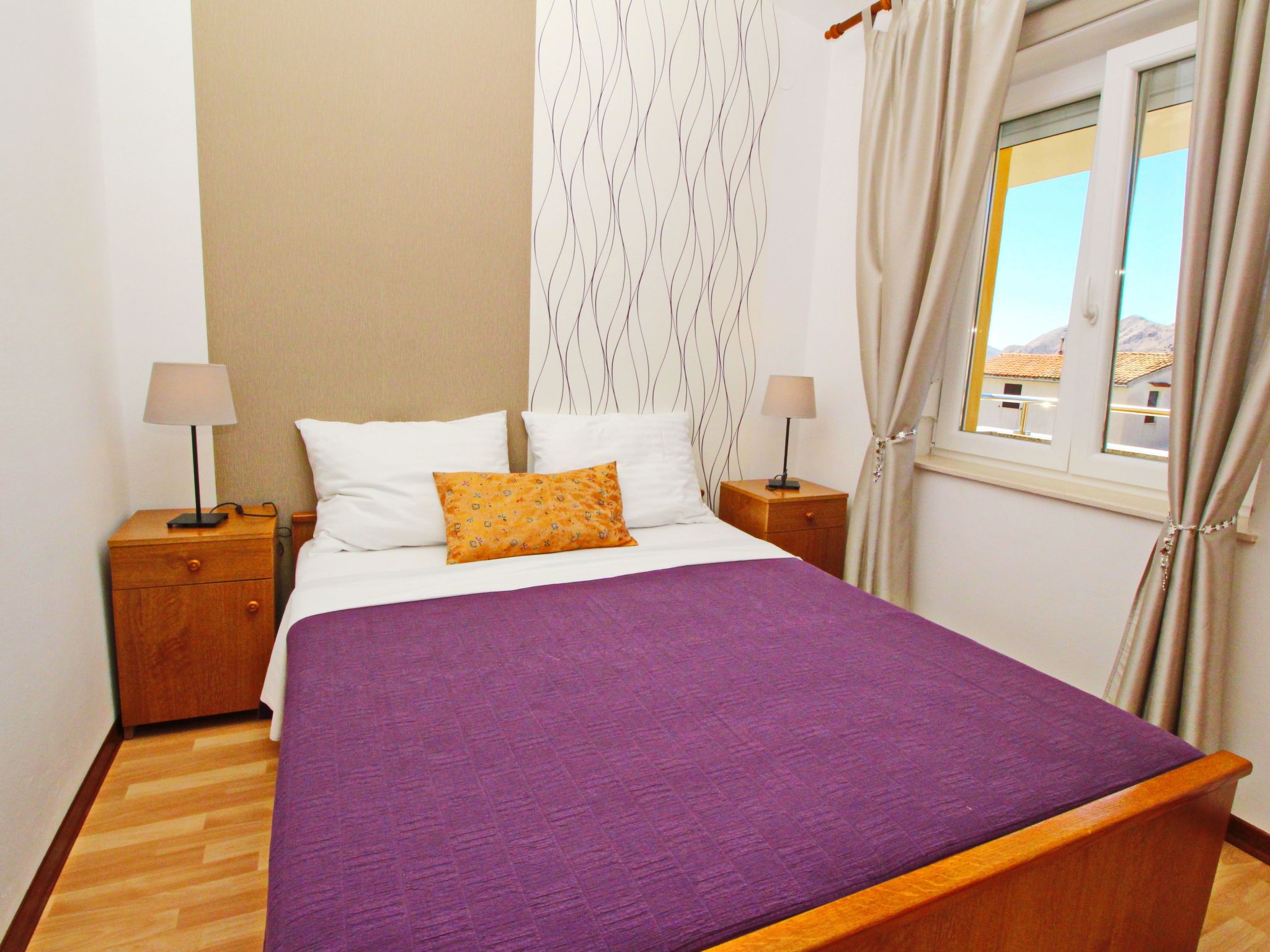 Modern eingerichtete Apartment für 2 Personen, Klimatisiert, freie Parkplatz un-Image-tags.info