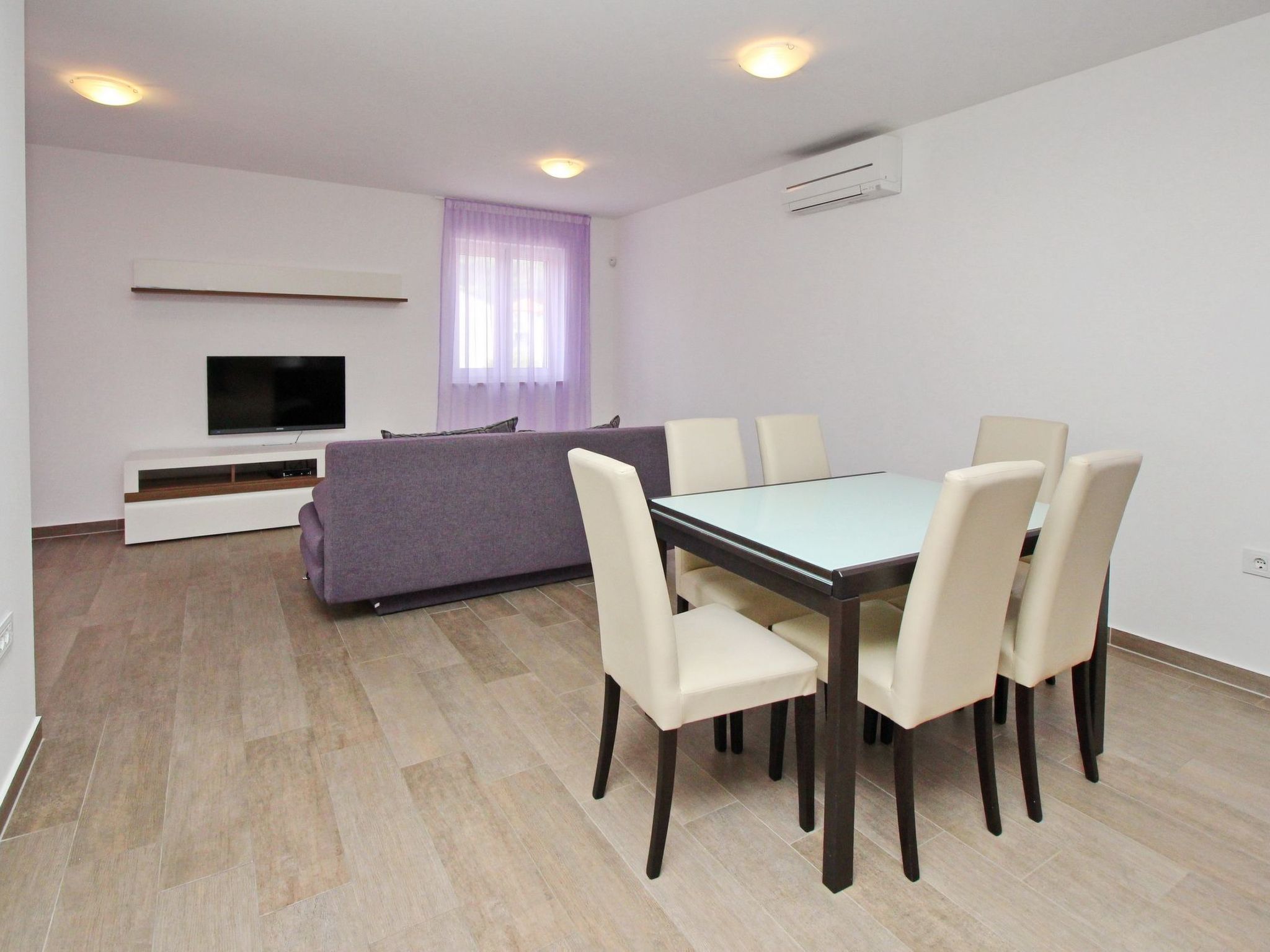 In Baška mit Terrasse-Binnen