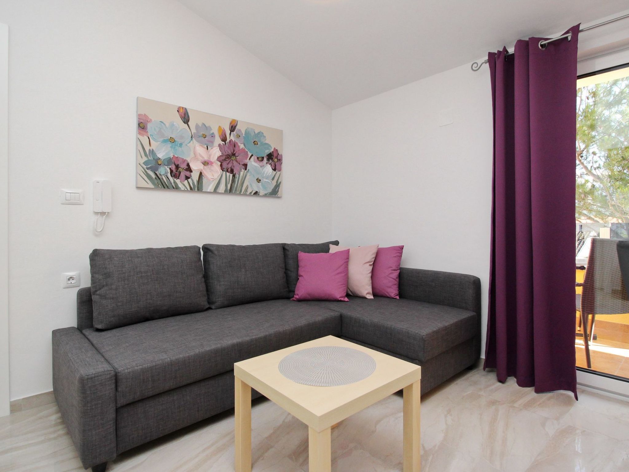 In Baška mit Eigenem Balkon-Binnen