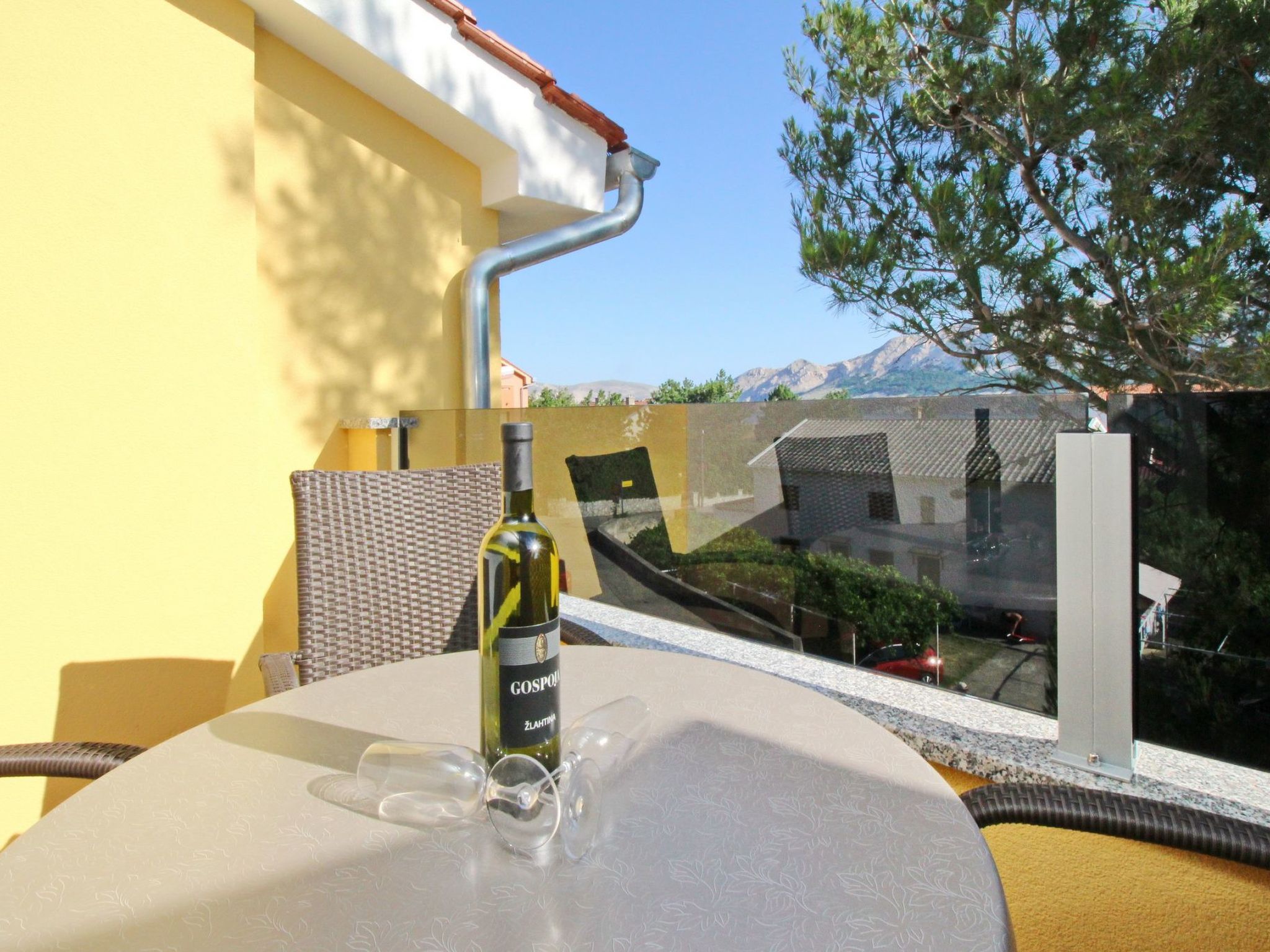 In Baška mit Eigenem Balkon-Binnen