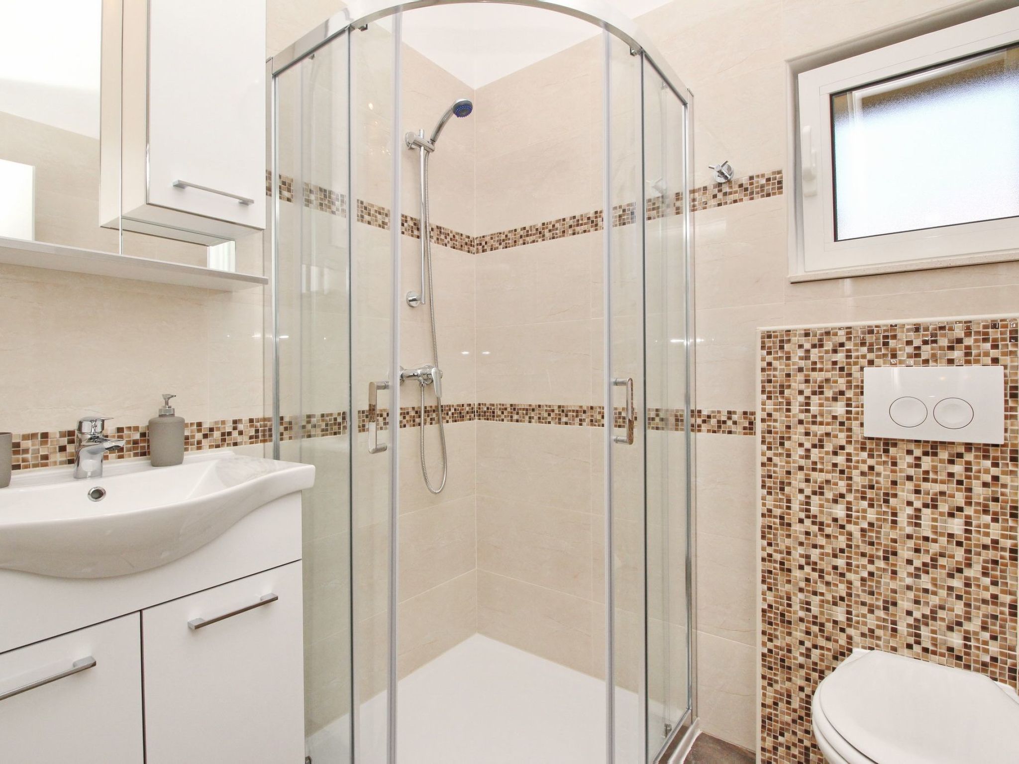 In Baška mit Eigenem Balkon-Binnen