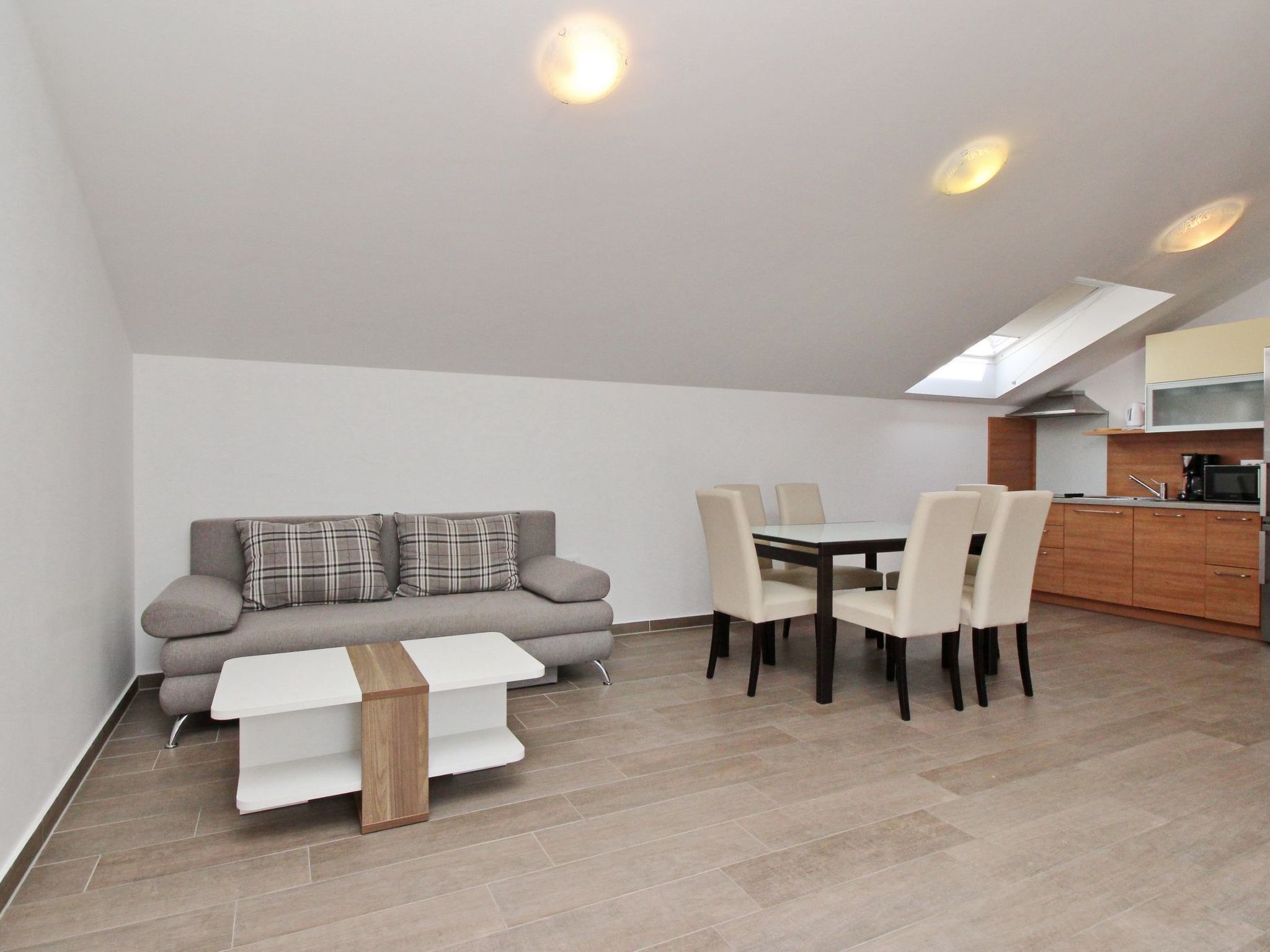Tolles Appartement in Baška mit Terrasse-Binnen