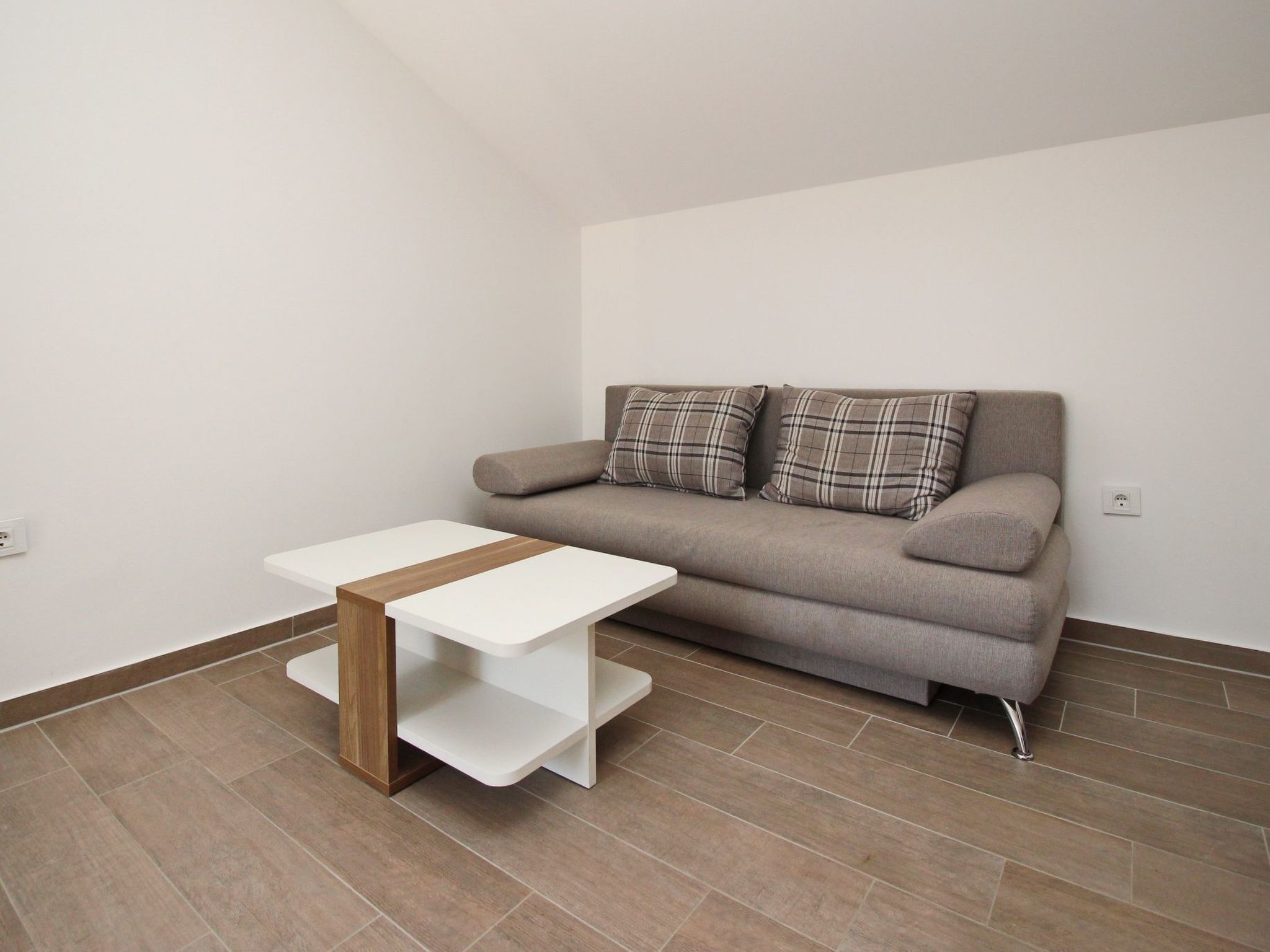 Tolles Appartement in Baška mit Terrasse-Binnen