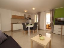 4-persoons appartement aan zee in Baška, Krk (2) - thumbnail 5